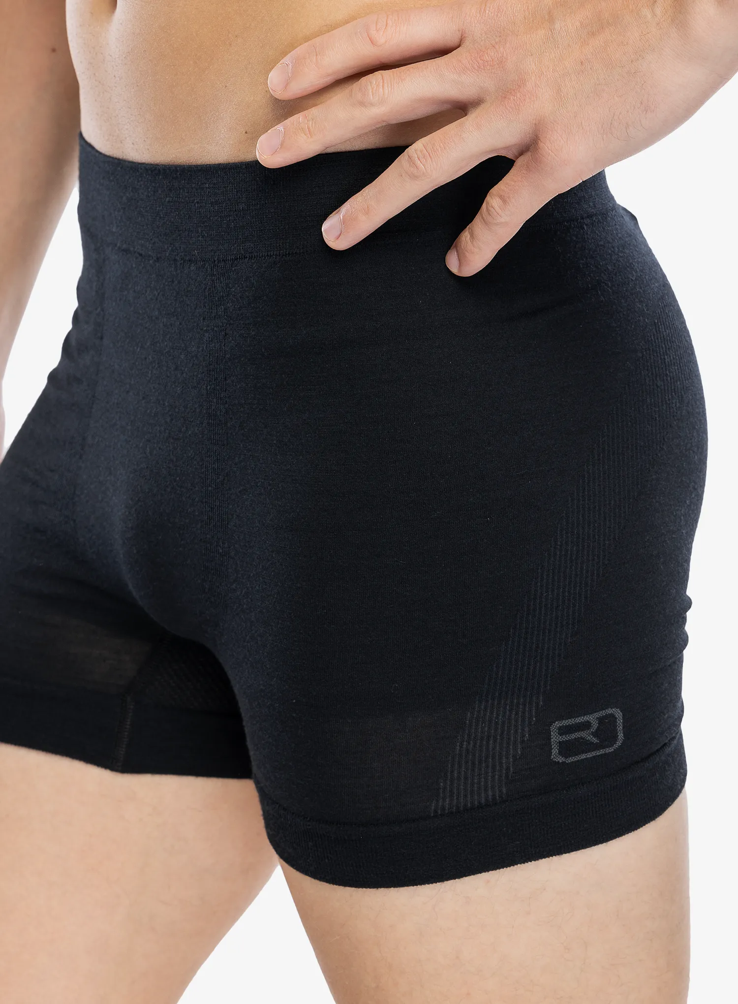 Funkční boxerky Ortovox 120 Comp Light Boxer - black raven