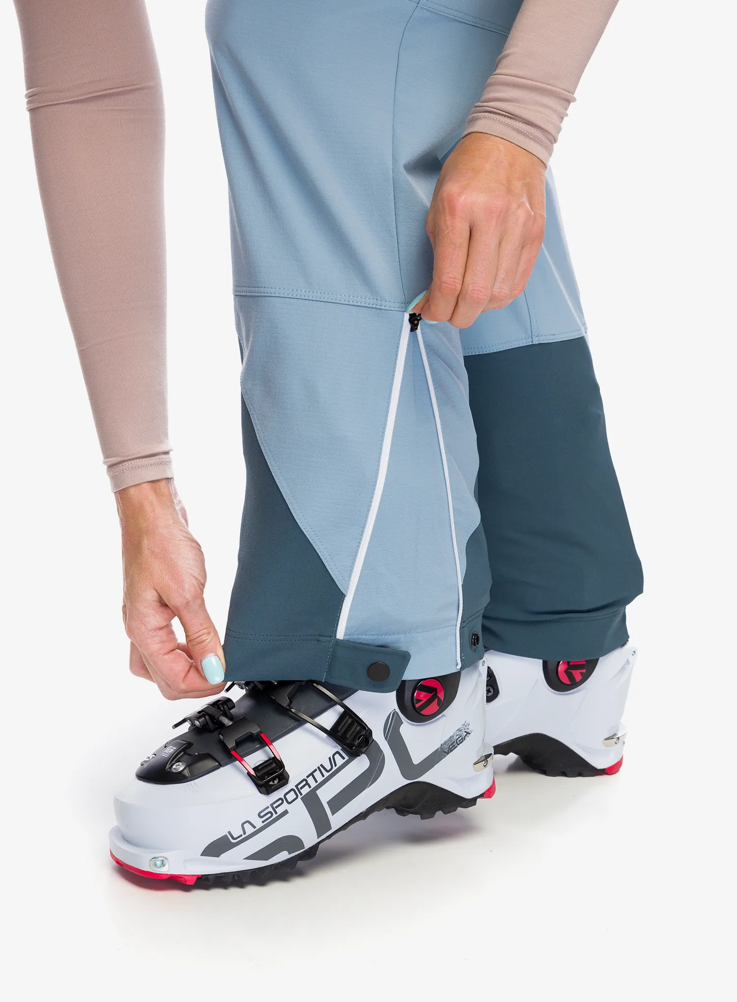 Softshellové kalhoty dámské Ortovox Mondeval Pants - glacier grey