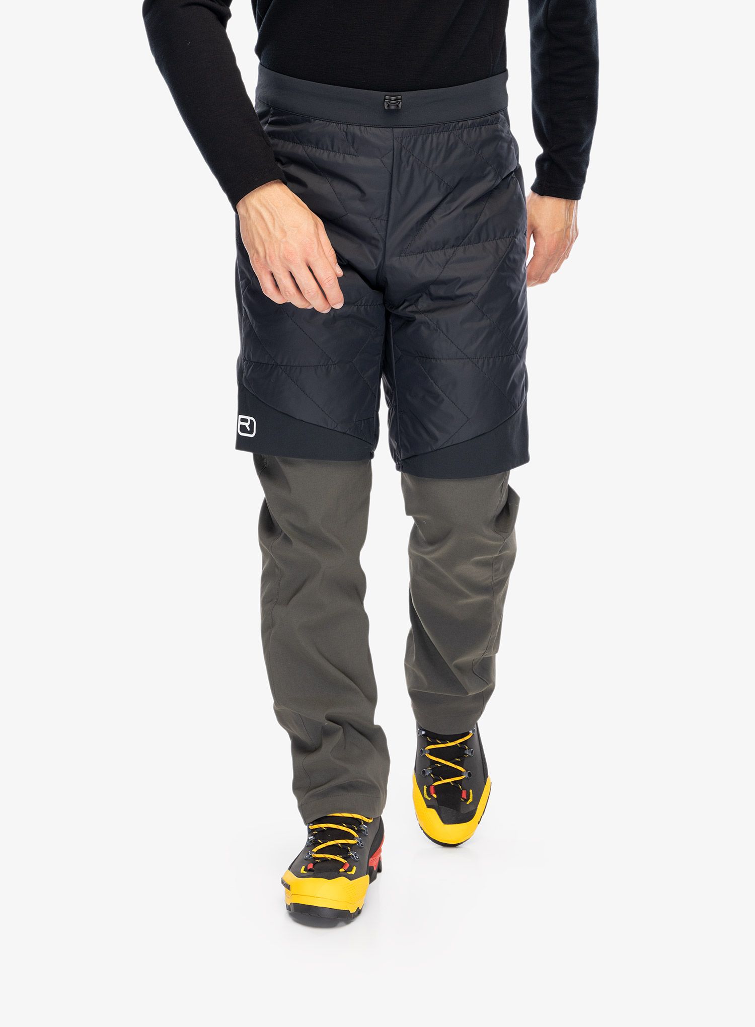 Zateplené kraťasy Ortovox Swisswool Piz Boe Shorts - black raven