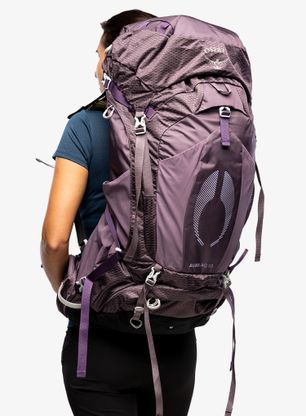 Dámský trekový batoh Osprey Aura AG 50 - enchantment purple