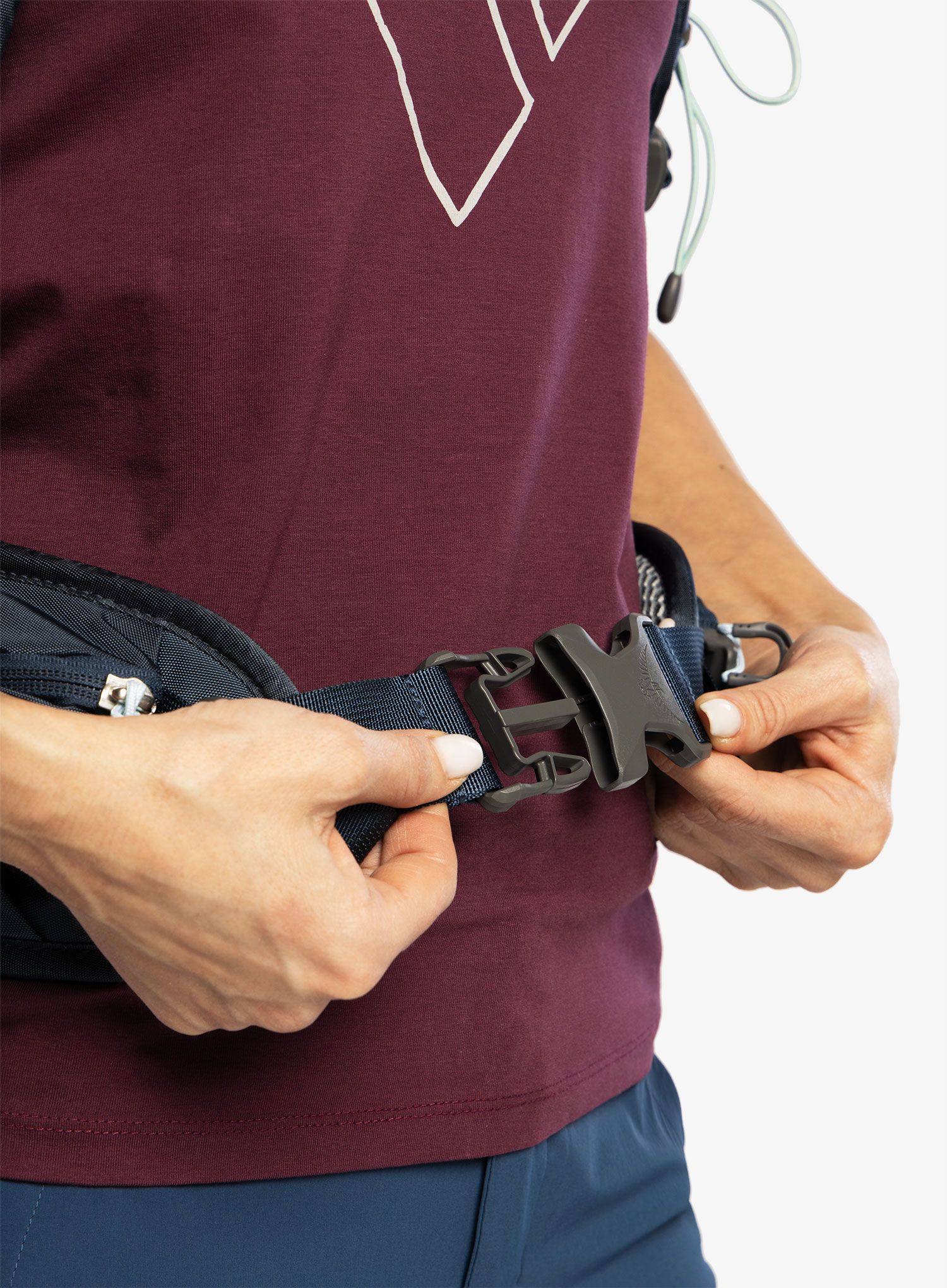 Dámský turistický batoh Osprey Sirrus 34 - space blue