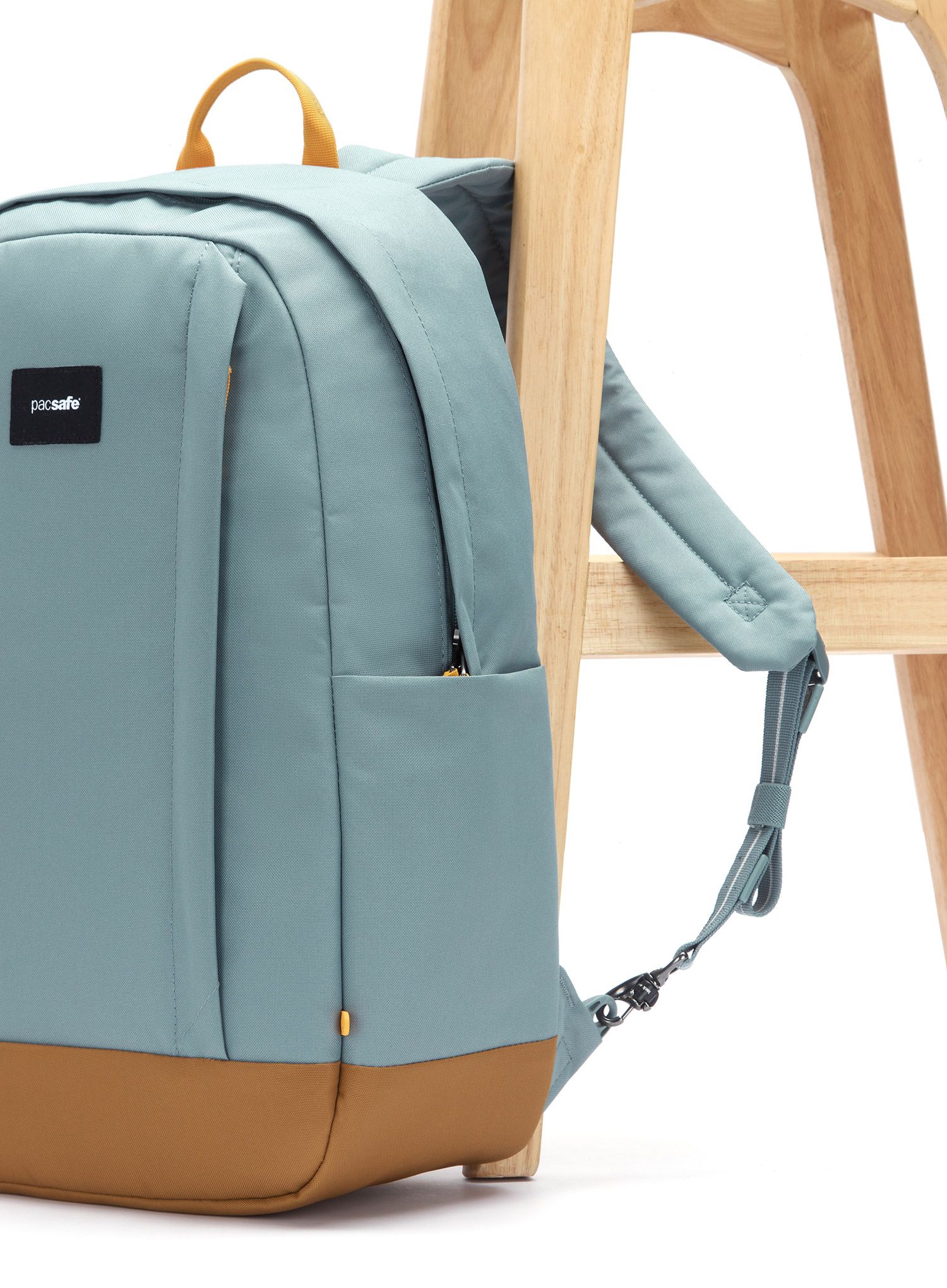 Městský batoh Pacsafe GO 25 L Backpack - fresh mint