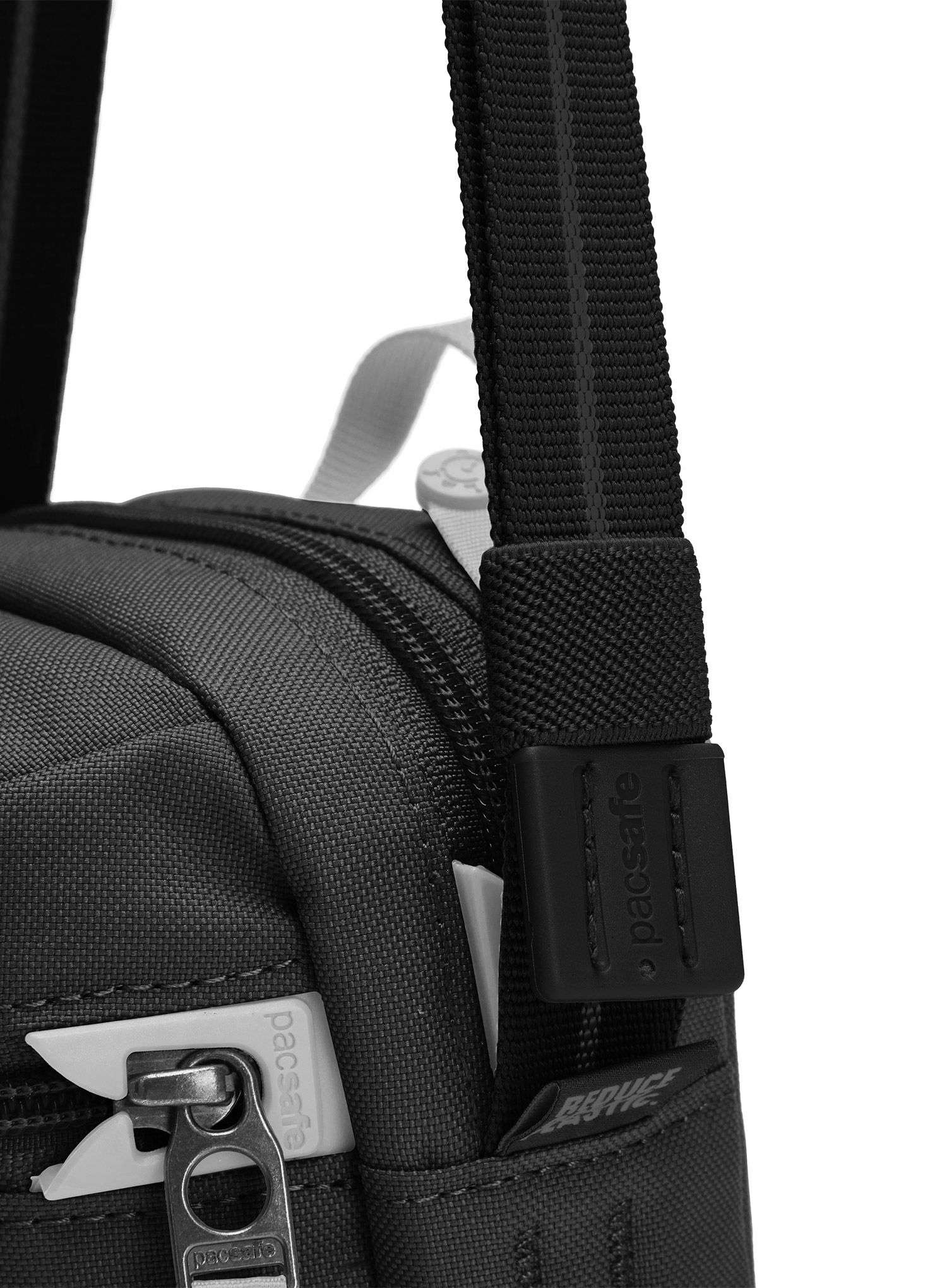 Kapsička na krk Pacsafe Go Micro Crossbody - jet black