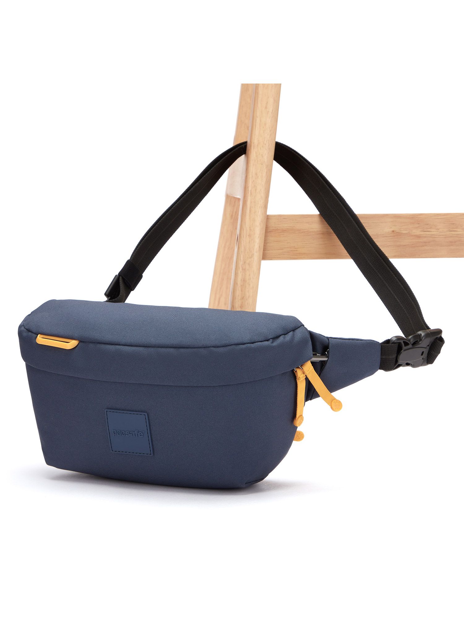 Taška Pacsafe Go Sling Pack - coastal blue