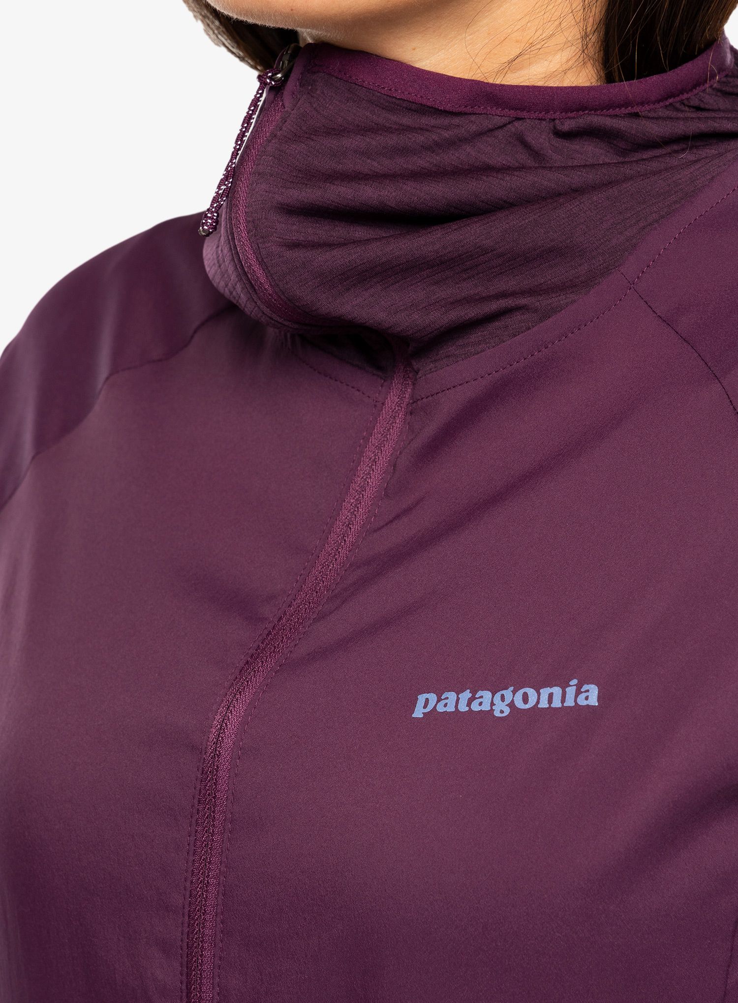 Bunda na běhání dámská Patagonia Airshed Pro Pullover - night plum