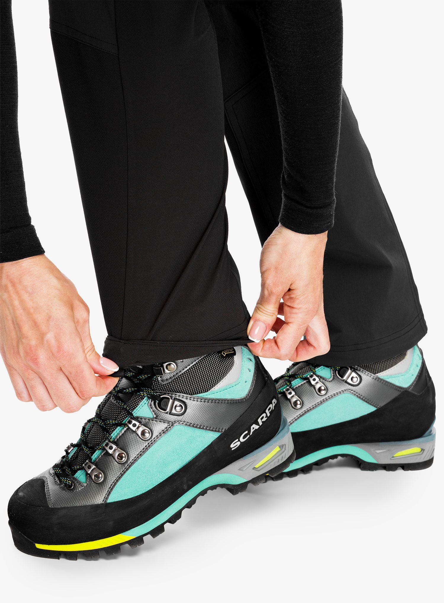 Dámské horské kalhoty Patagonia Altvia Alpine Pants - black