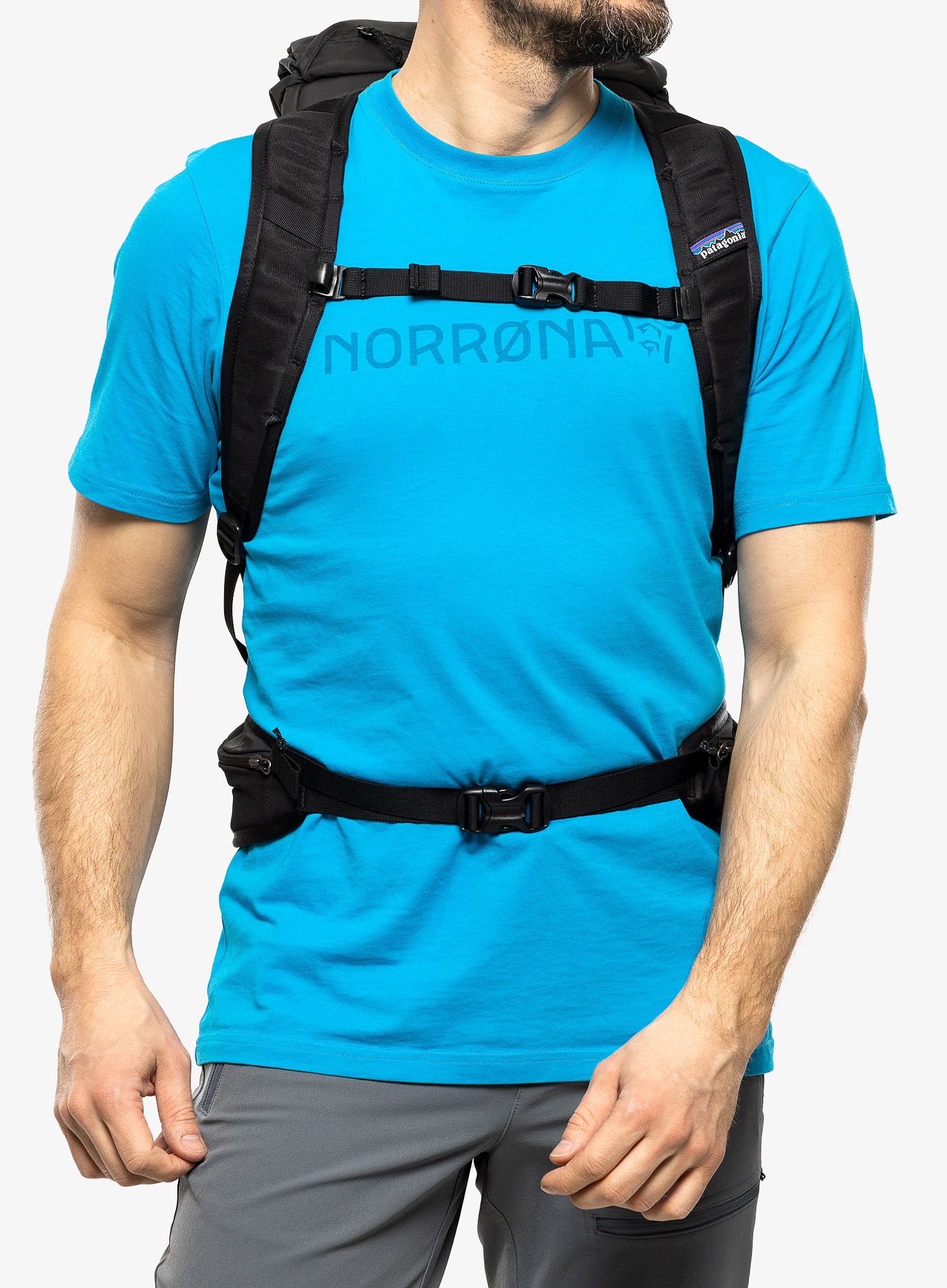 Batoh na hory Patagonia Altvia Pack 28L - black