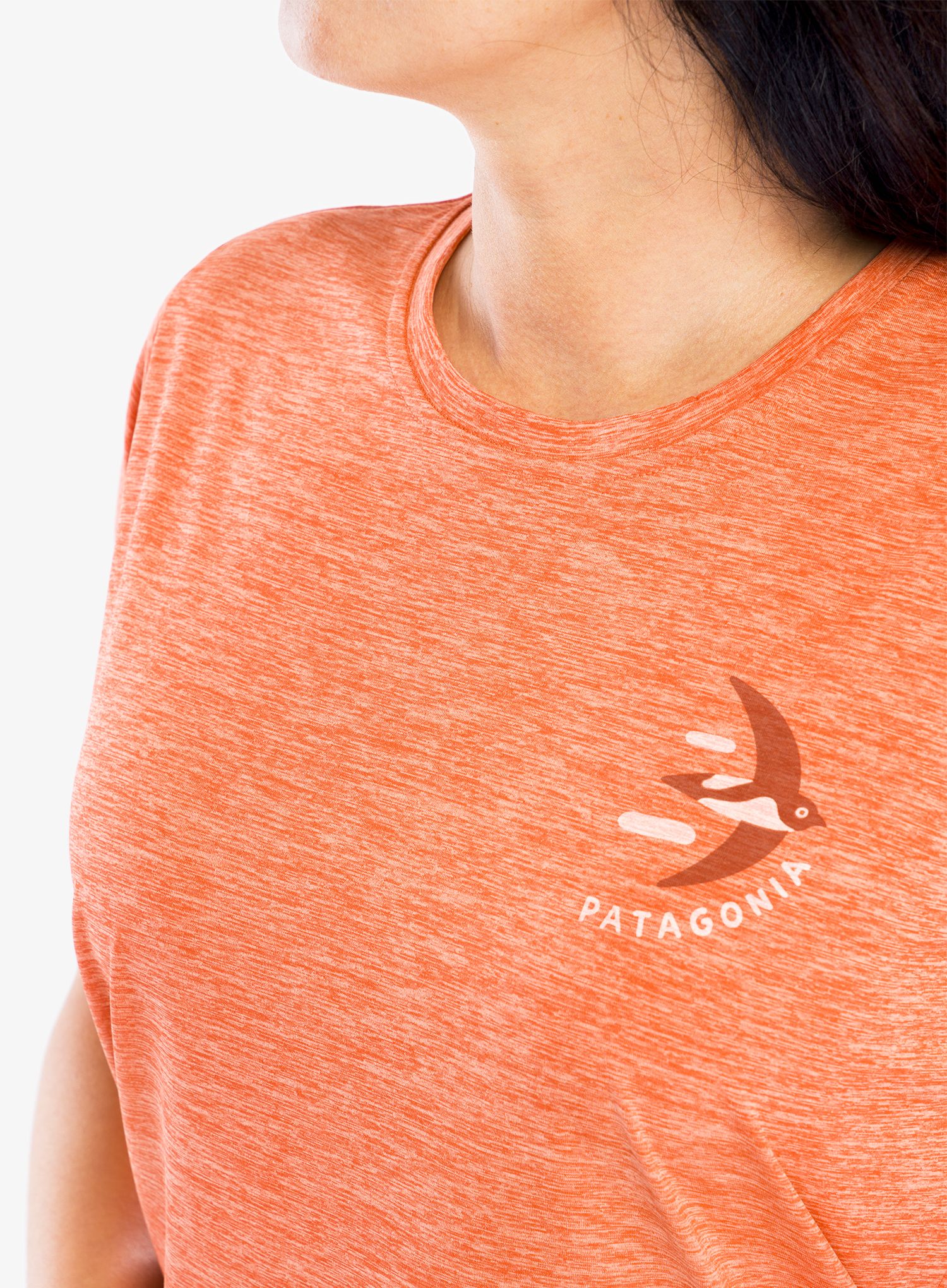 Dámské rychleschnoucí triko Patagonia Cap Cool Daily Graphic Shirt Lands - granite/red