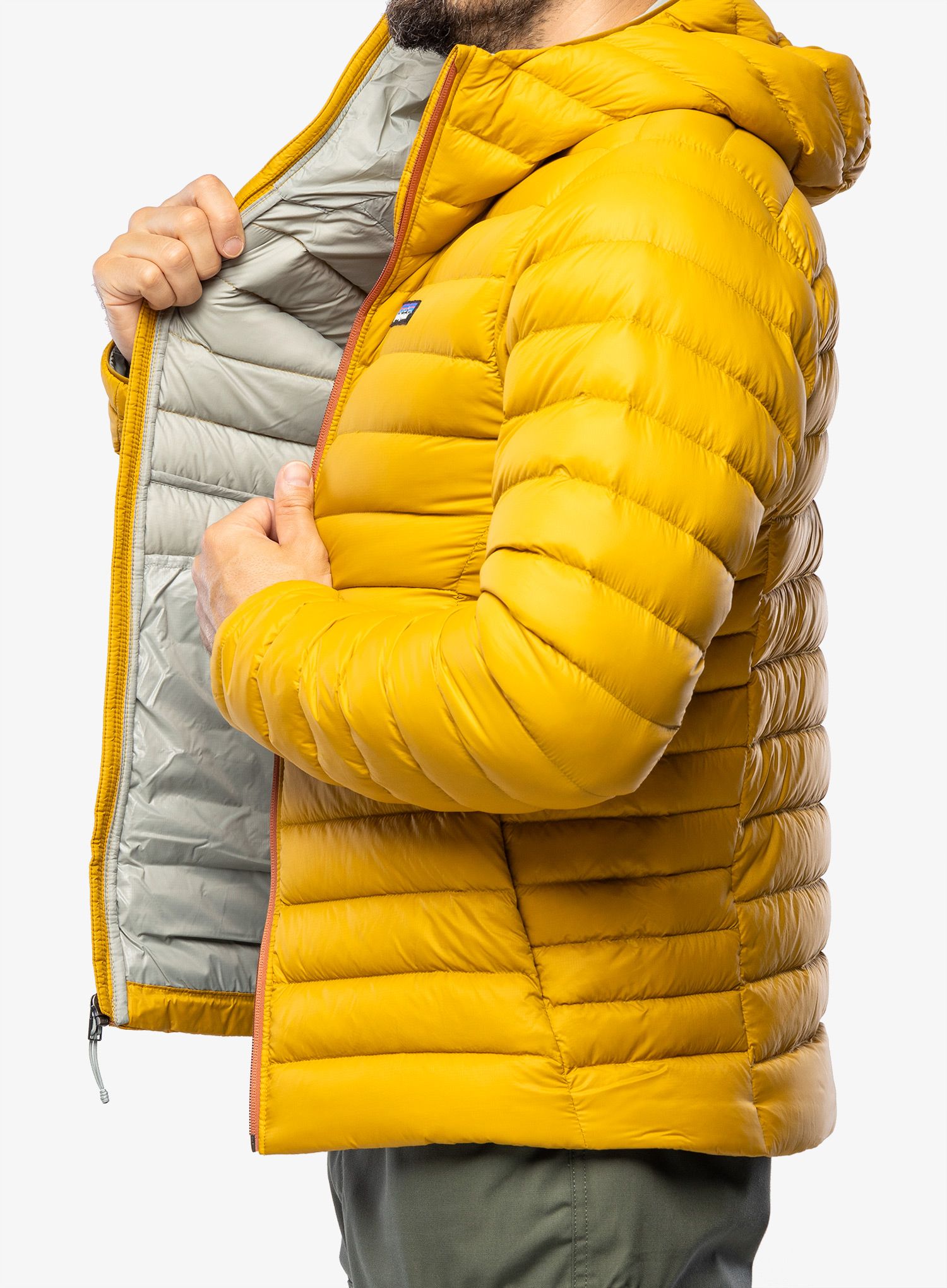 Péřová bunda pánská Patagonia Down Sweater Hoody - cosmic gold