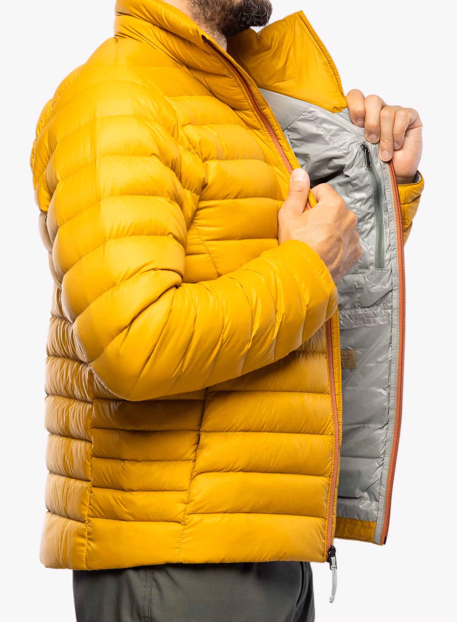 Péřová bunda Patagonia Down Sweater - cosmic gold