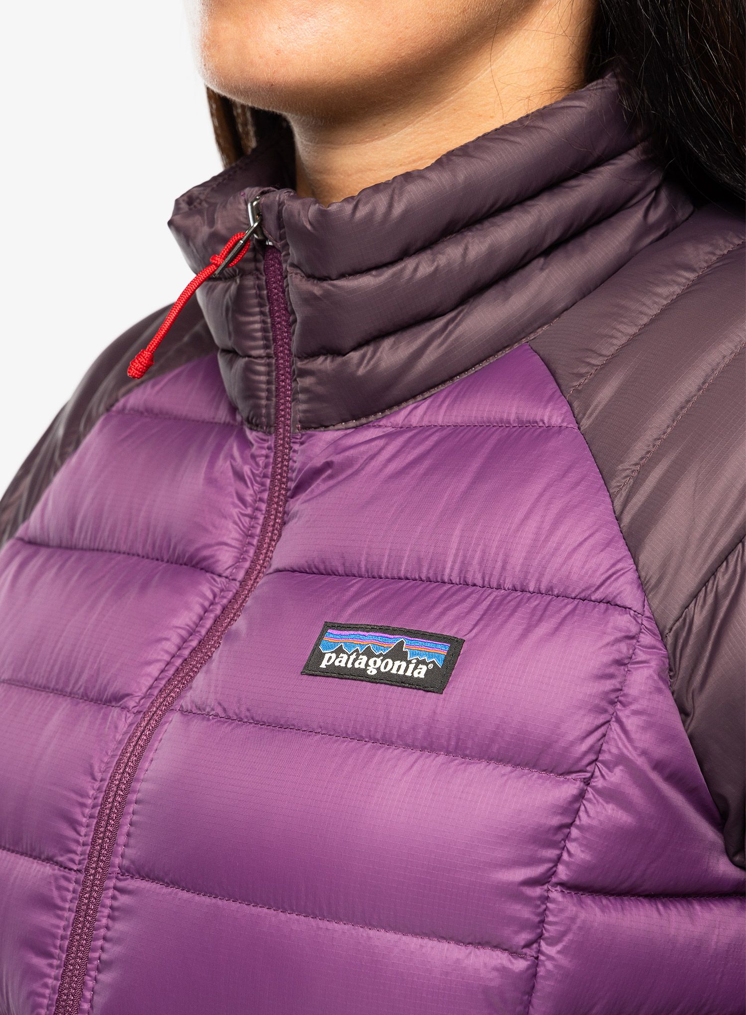 Péřová bunda dámská Patagonia Down Sweater - night plum