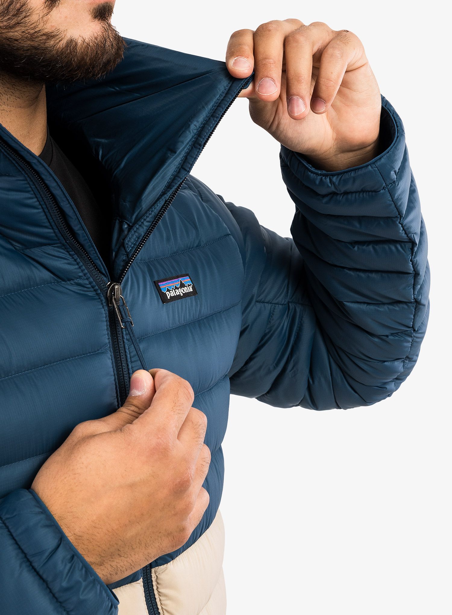 Péřová bunda Patagonia Down Sweater - oar tan