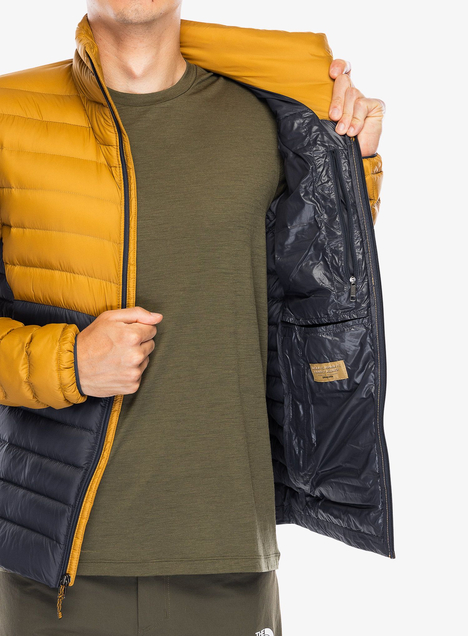 Péřová bunda Patagonia Down Sweater - raptor brown