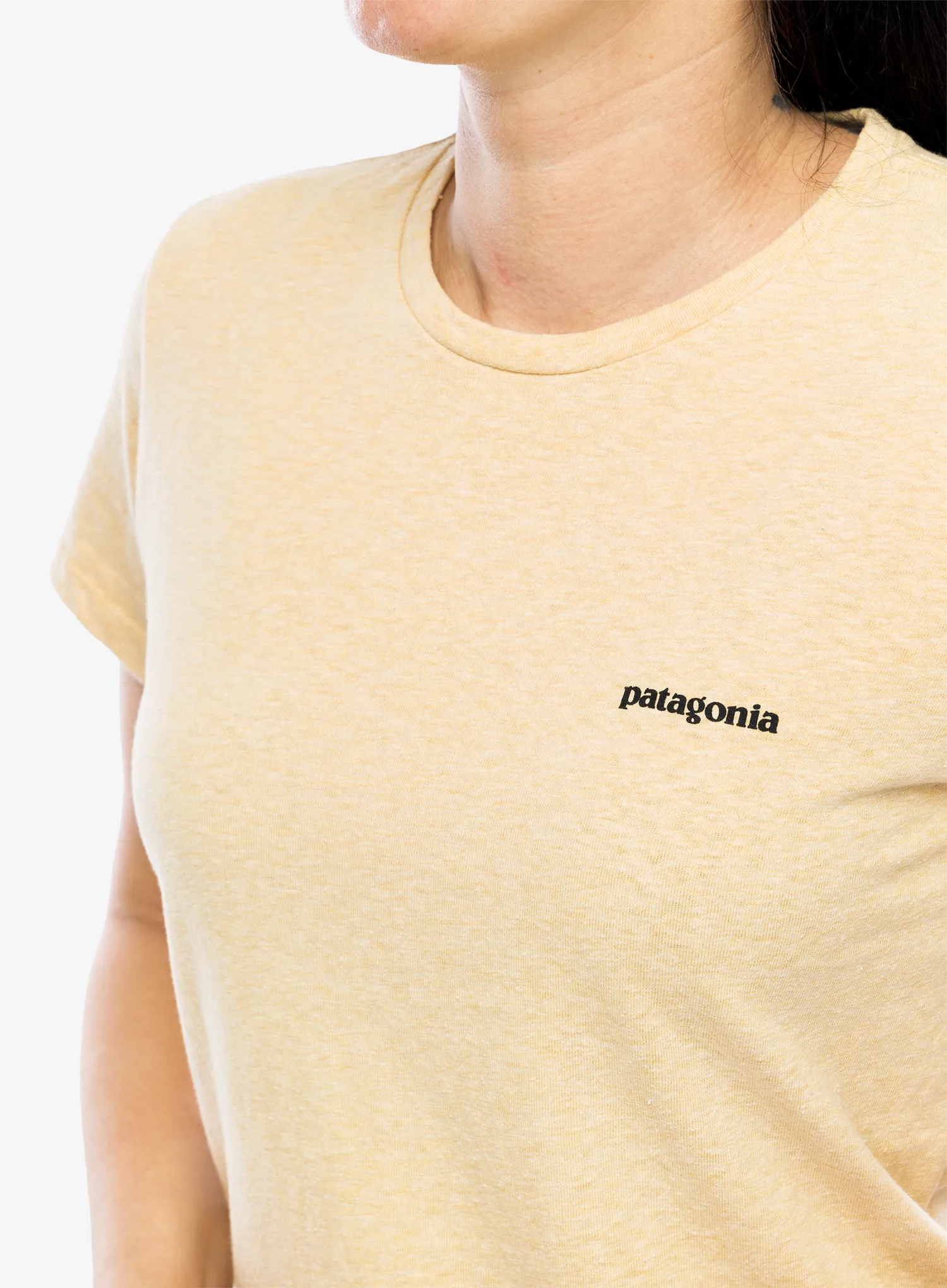 Bavlněné tričko dámské Patagonia P-6 Logo Responsibili-Tee - beeswax tan