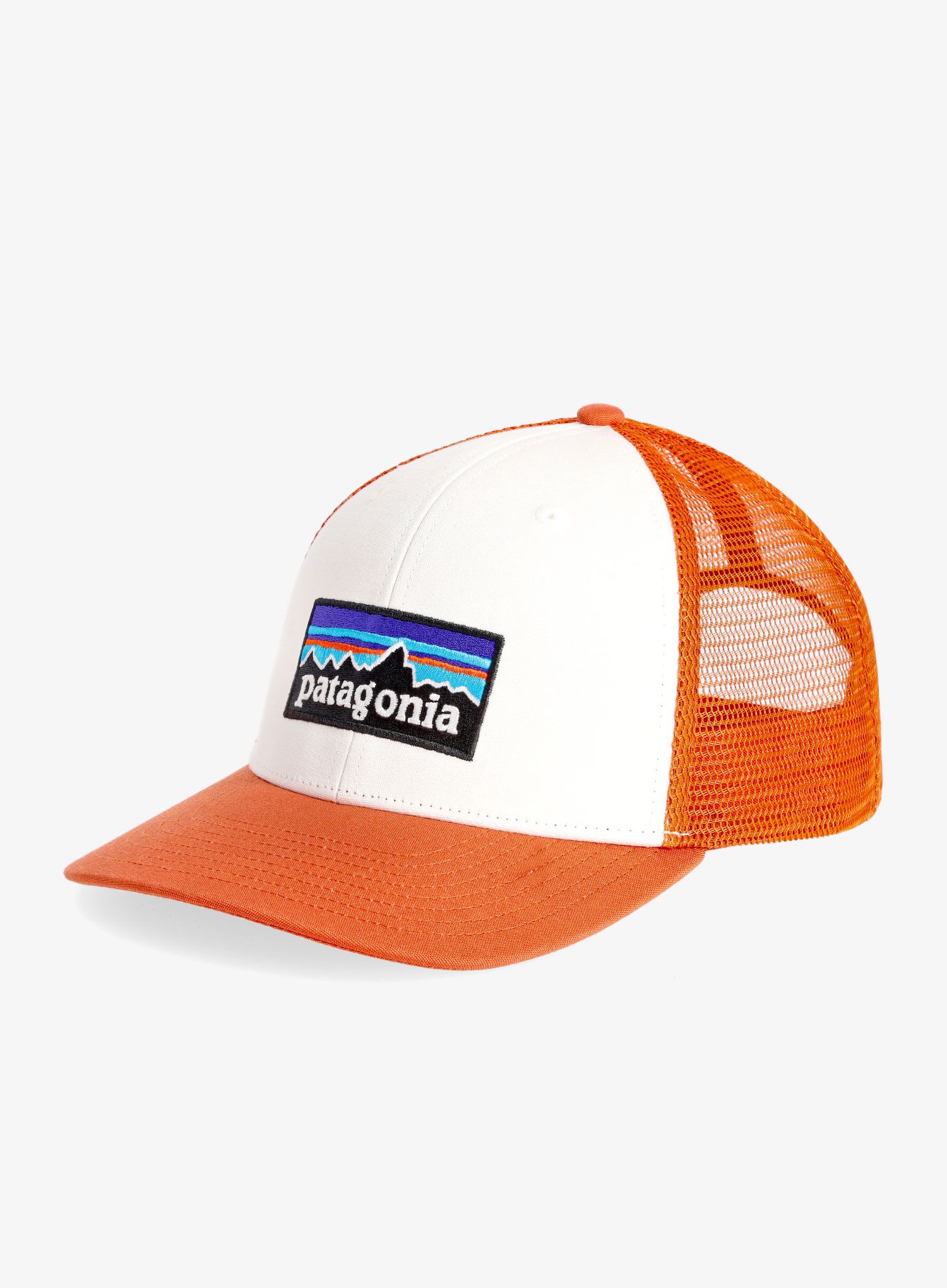 Kšiltovka Patagonia P-6 Logo Trucker Hat - white/redtail rust