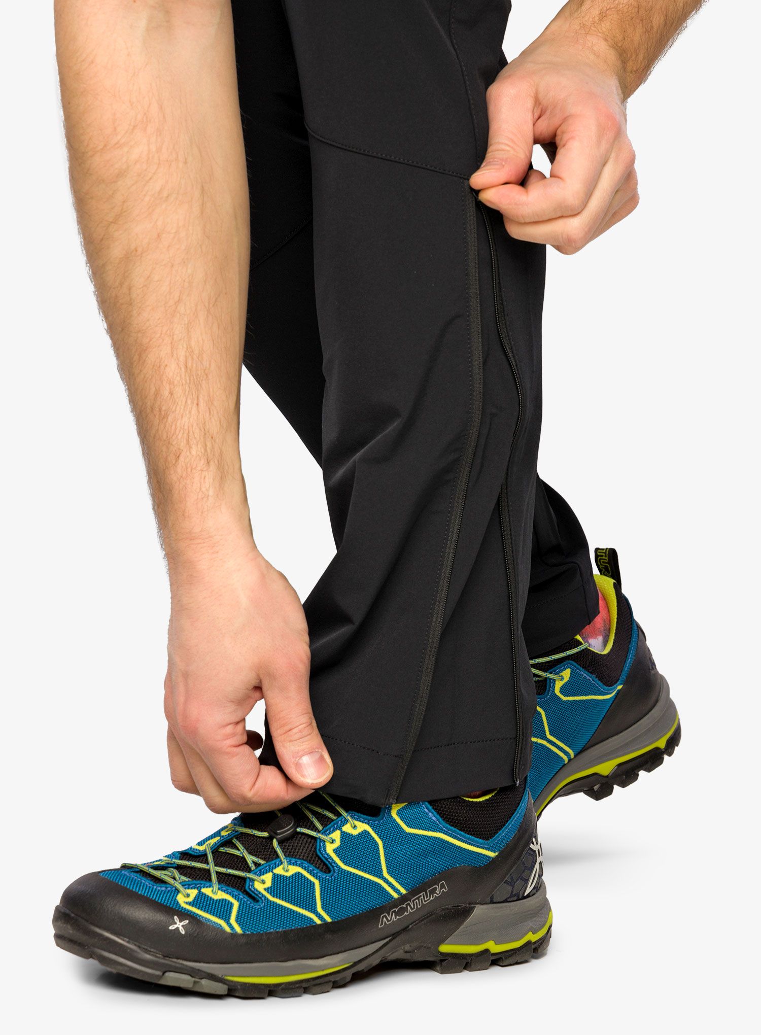 Softshell kalhoty Peak Performance Light SS Scale Pants - black