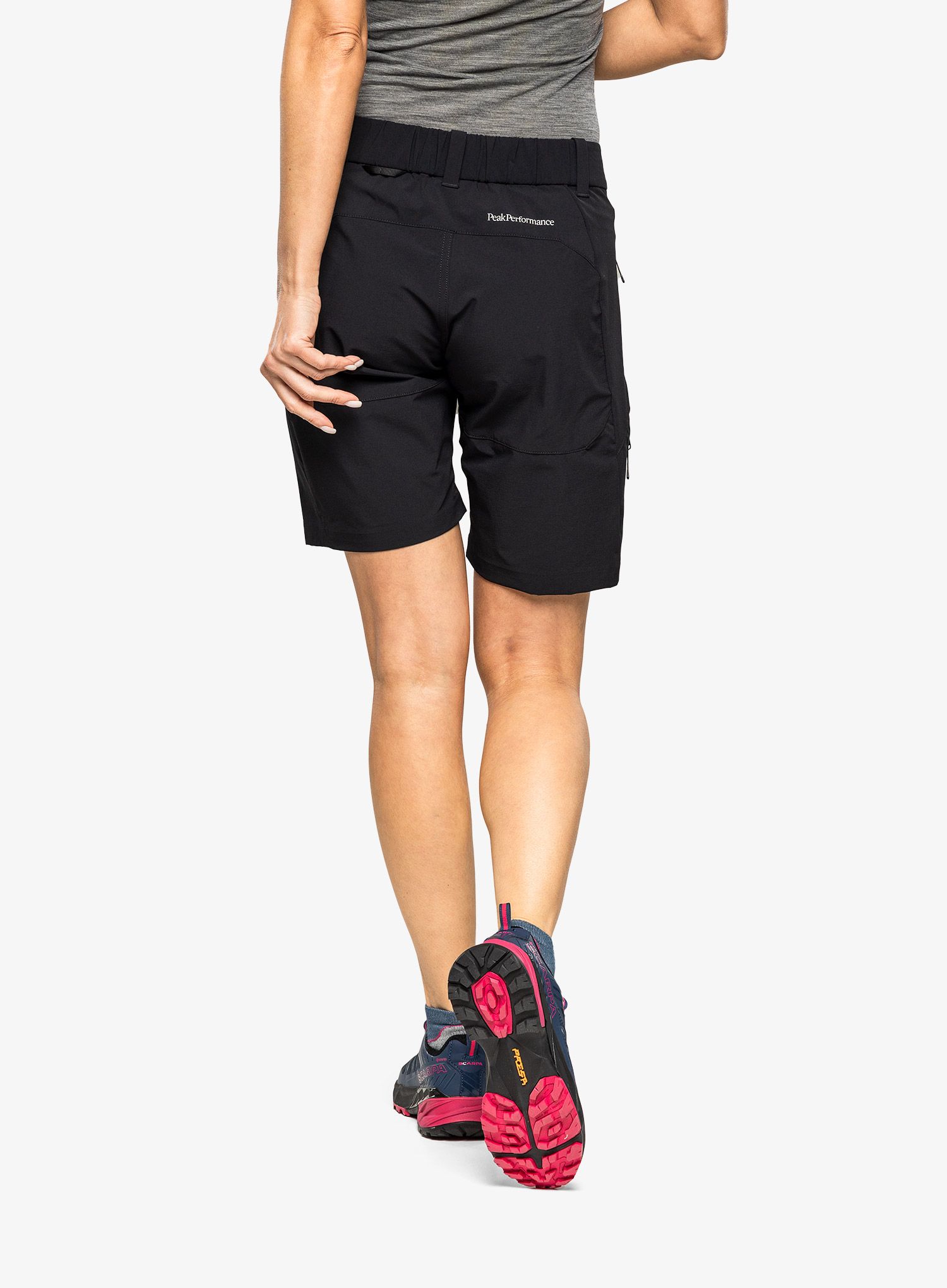 Kraťasy dámské Peak Performance Stretch Trek Shorts - black