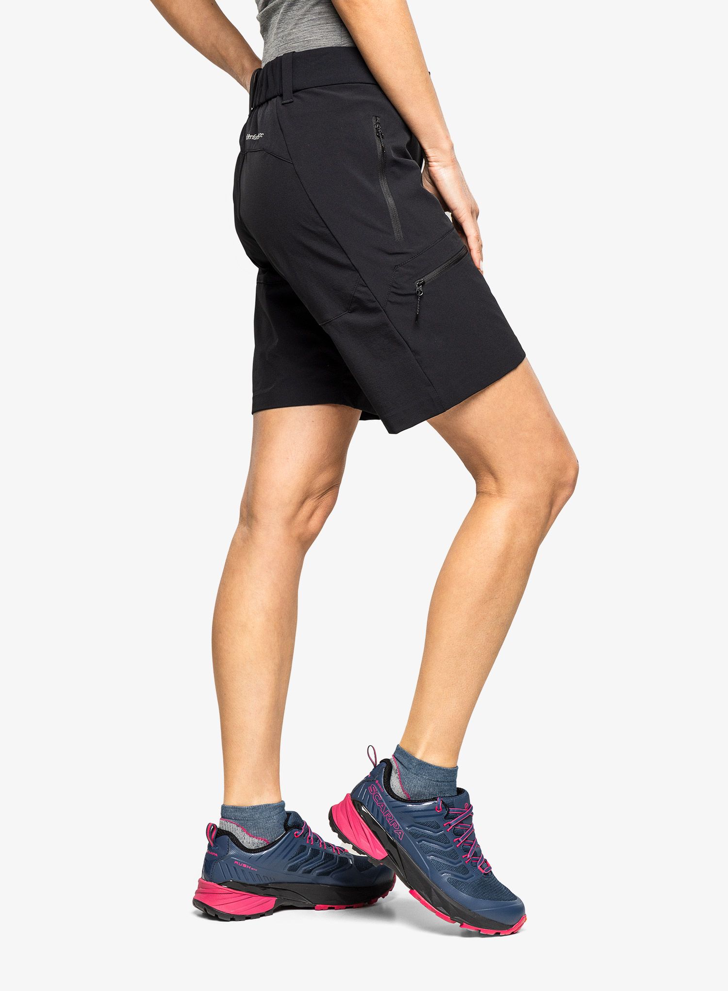 Kraťasy dámské Peak Performance Stretch Trek Shorts - black