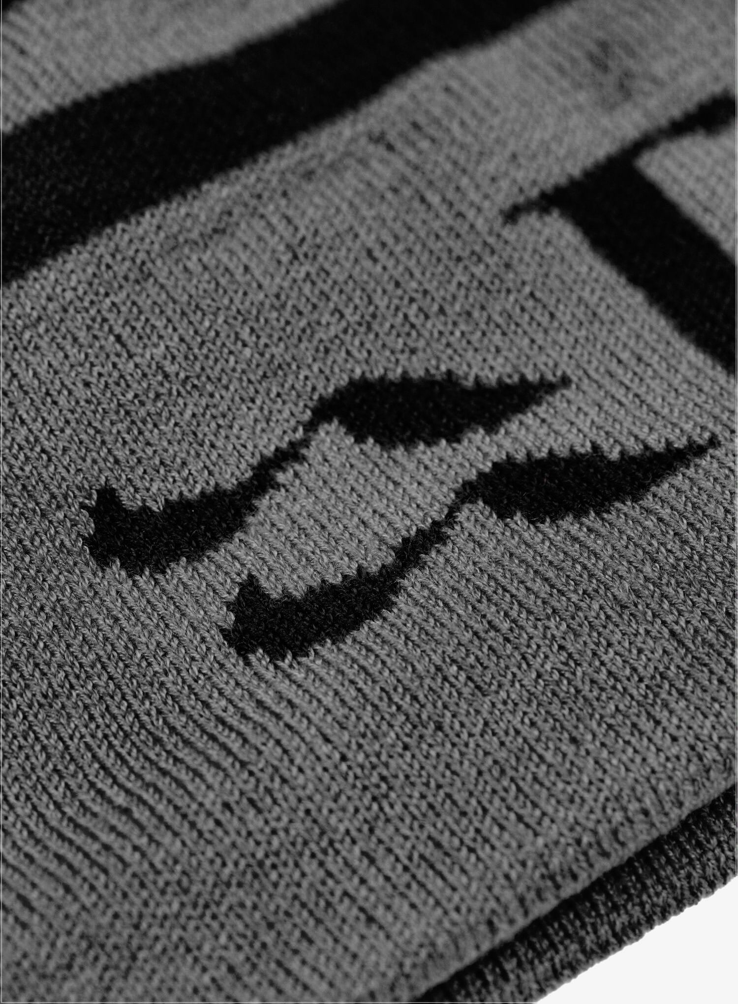 Čepice  Rab Logo Band Beanie - black/graphene