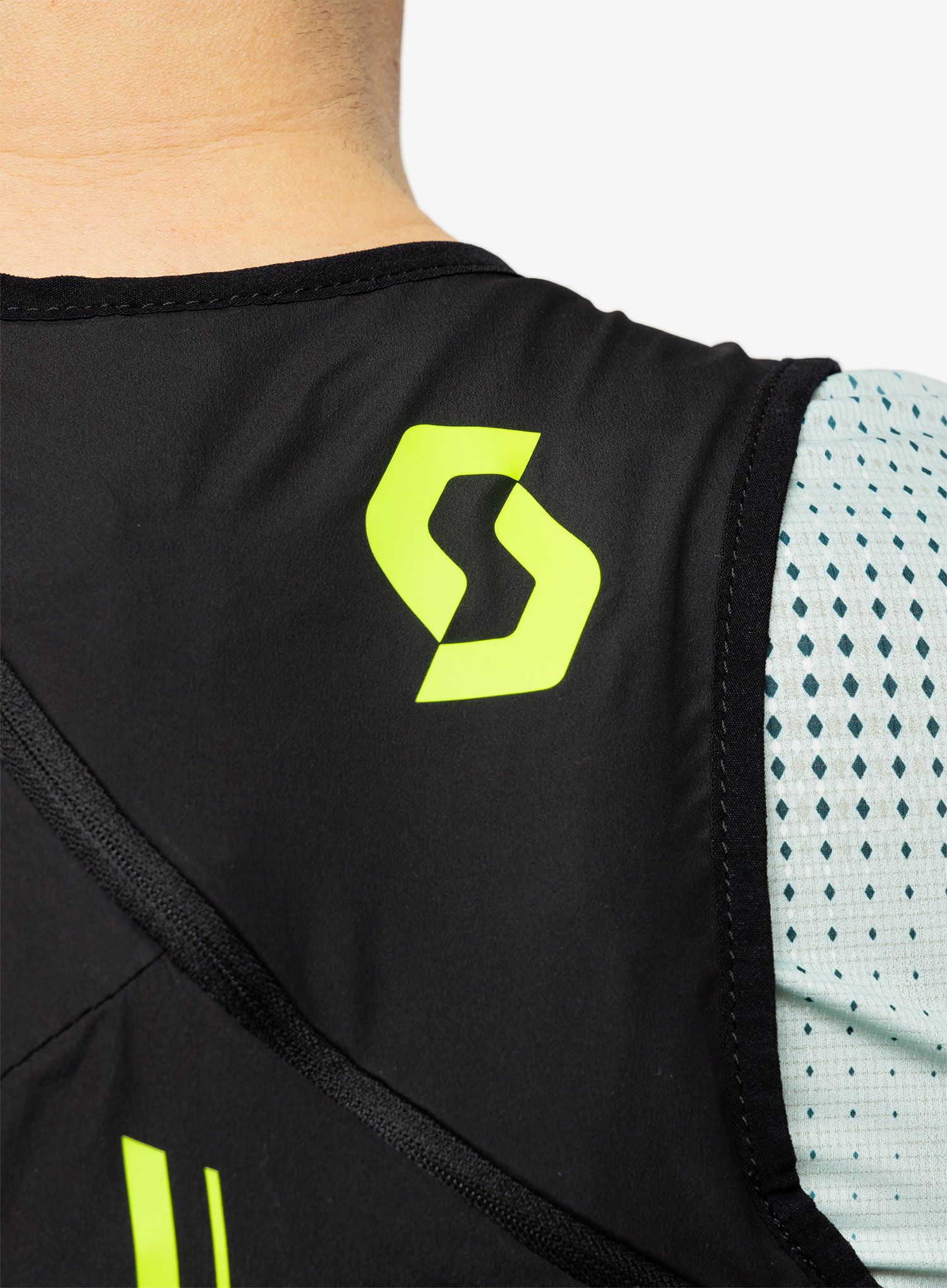 Běžecká vesta SCOTT Pack Trail RC TR 4  - black/yellow