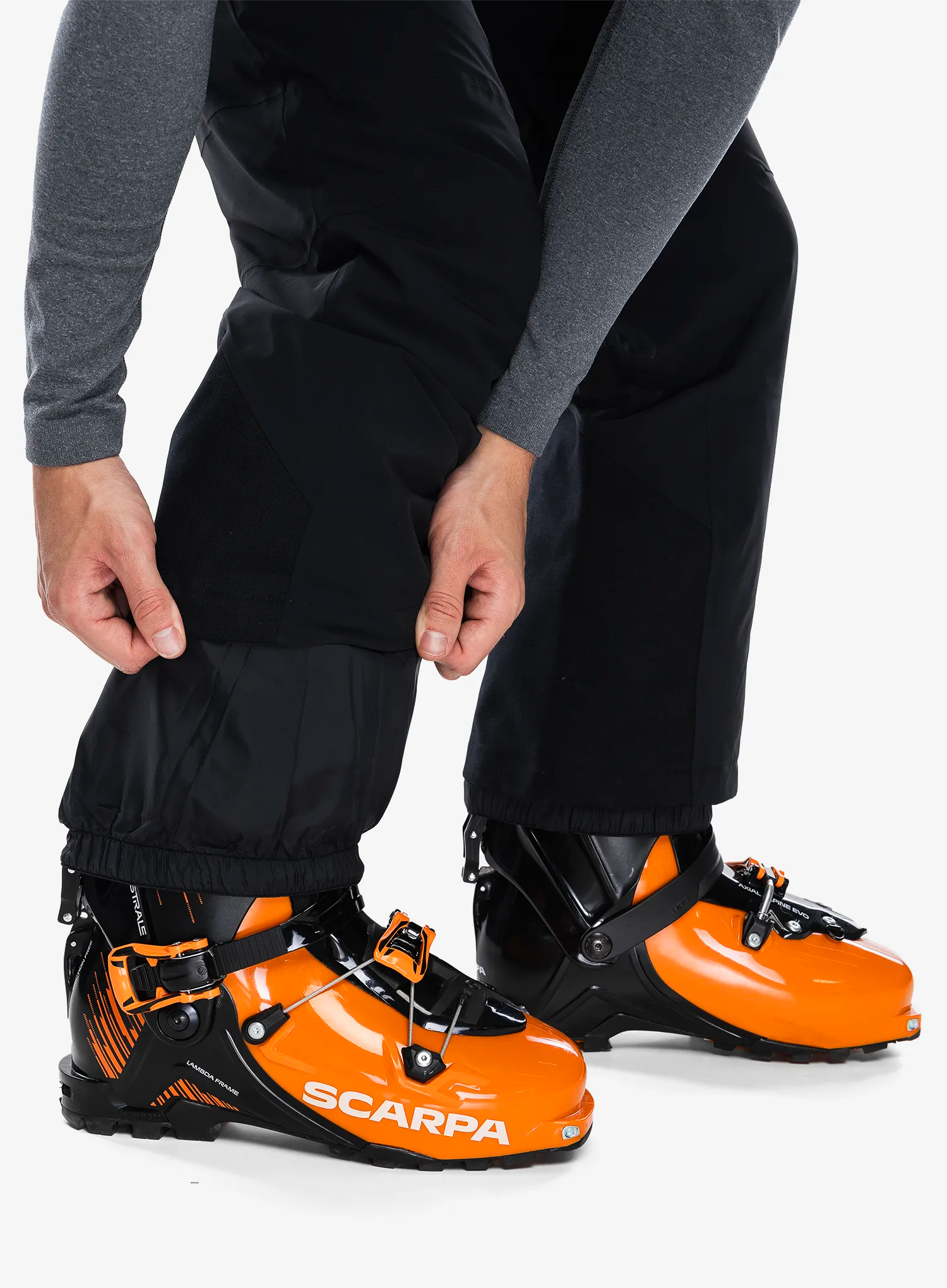 Lyžařské kalhoty pánské Salomon Brilliant Pant - deep black