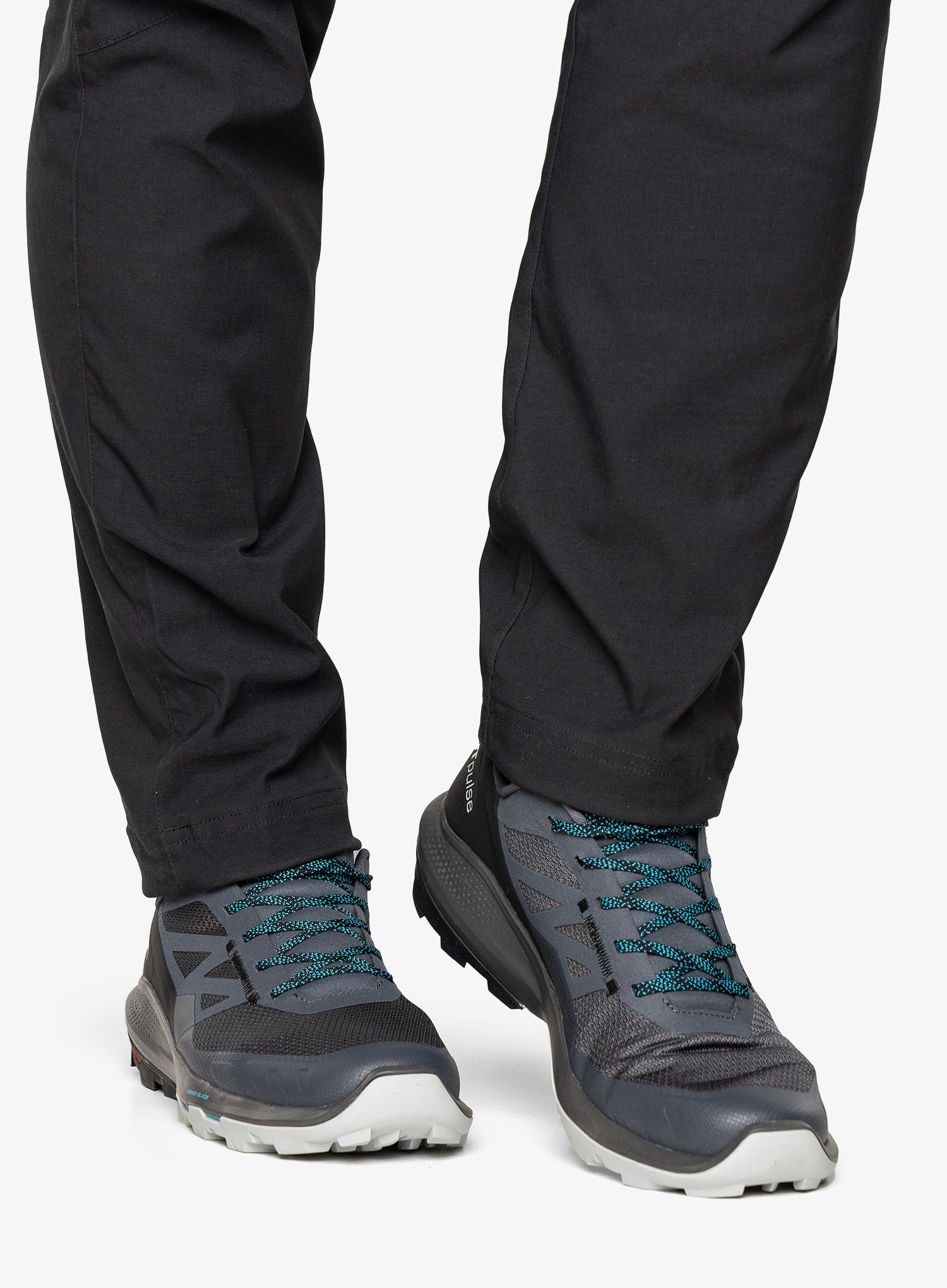 Turistické boty Salomon Outpulse - ebony/black/algiers blue