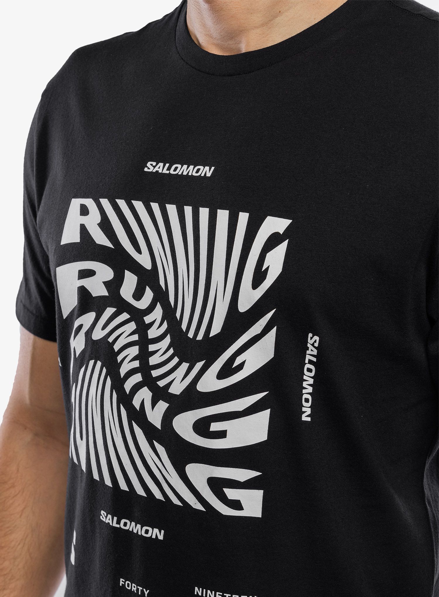 Tričko s potiskem Salomon Running Graphic S/S  - deep black