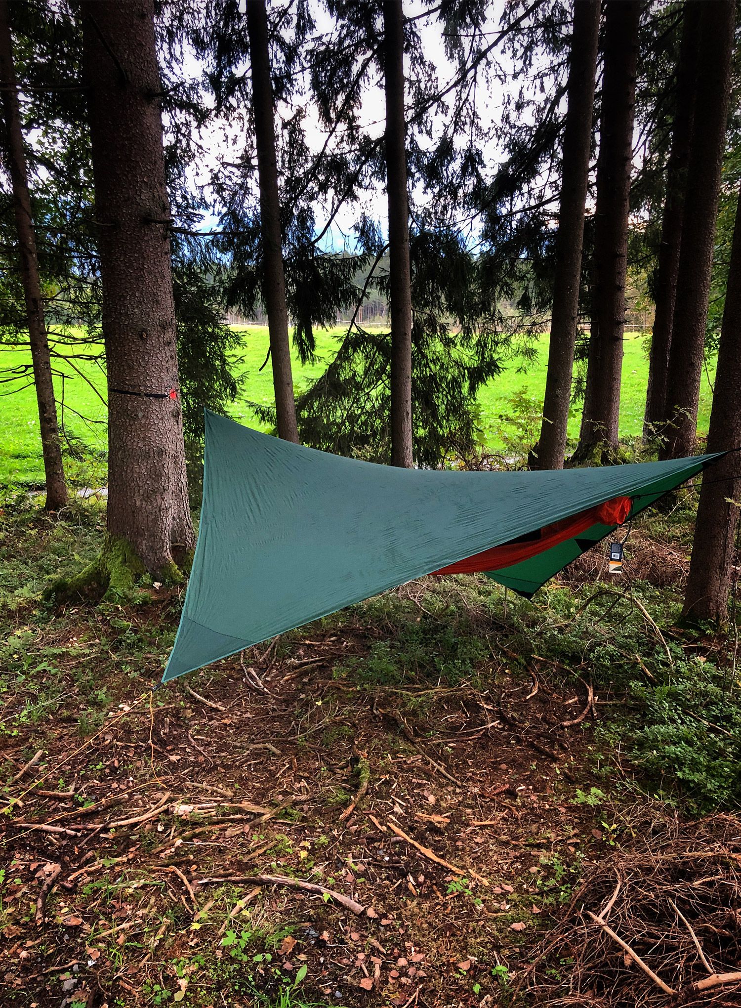 Turistický přístřešek Ticket To The Moon Lightest Tarp