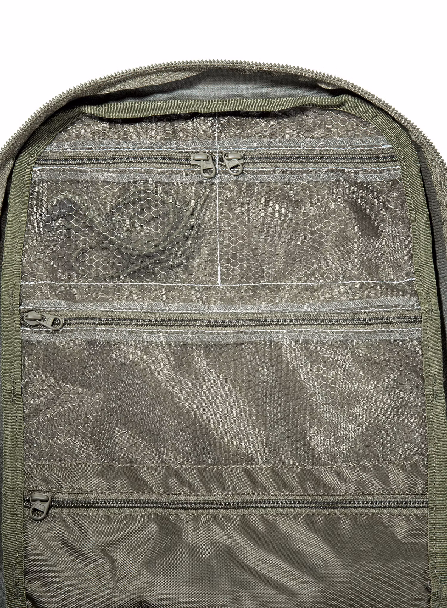Batoh na notebook Tasmanian Tiger Urban Tac Pack 22 - olive