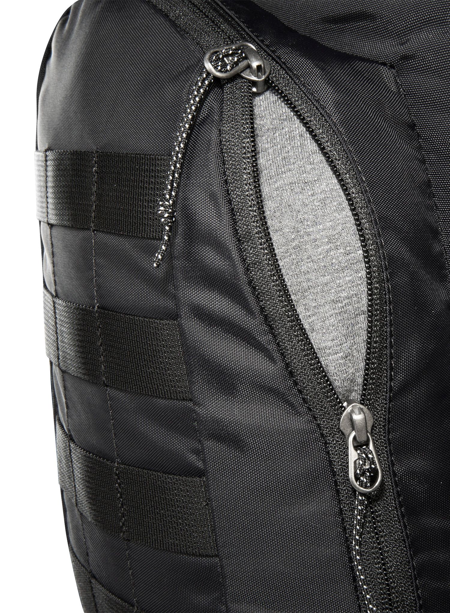 Trekový batoh Tatonka Akela 45 - black/black