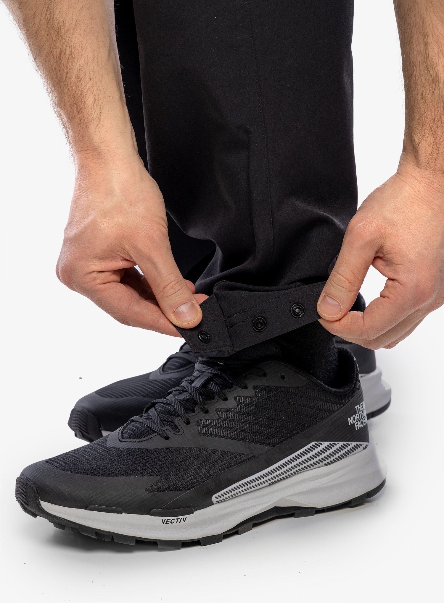 Turistické kalhoty The North Face Ao Winter Reg Tapered Pant - tnf black