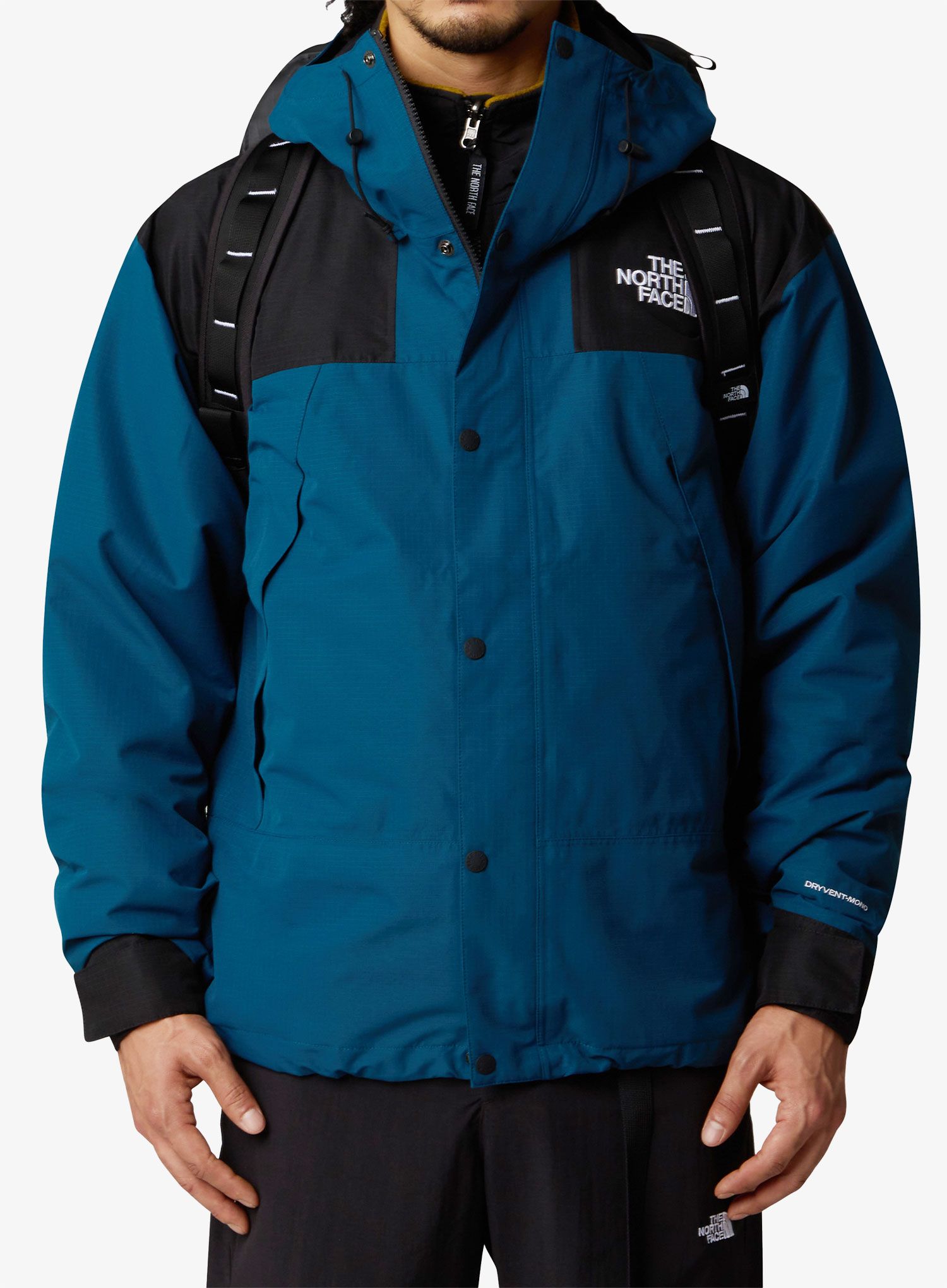 Cestovní taška The North Face Base Camp Voyager Duffel 62 - tnf black/tnf white