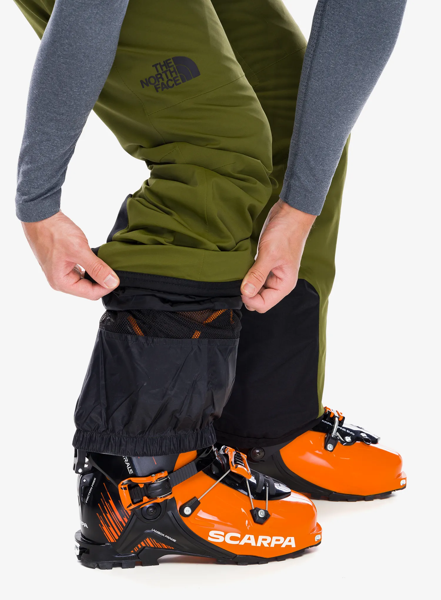 Lyžařské kalhoty The North Face Chakal Pant - forest olive