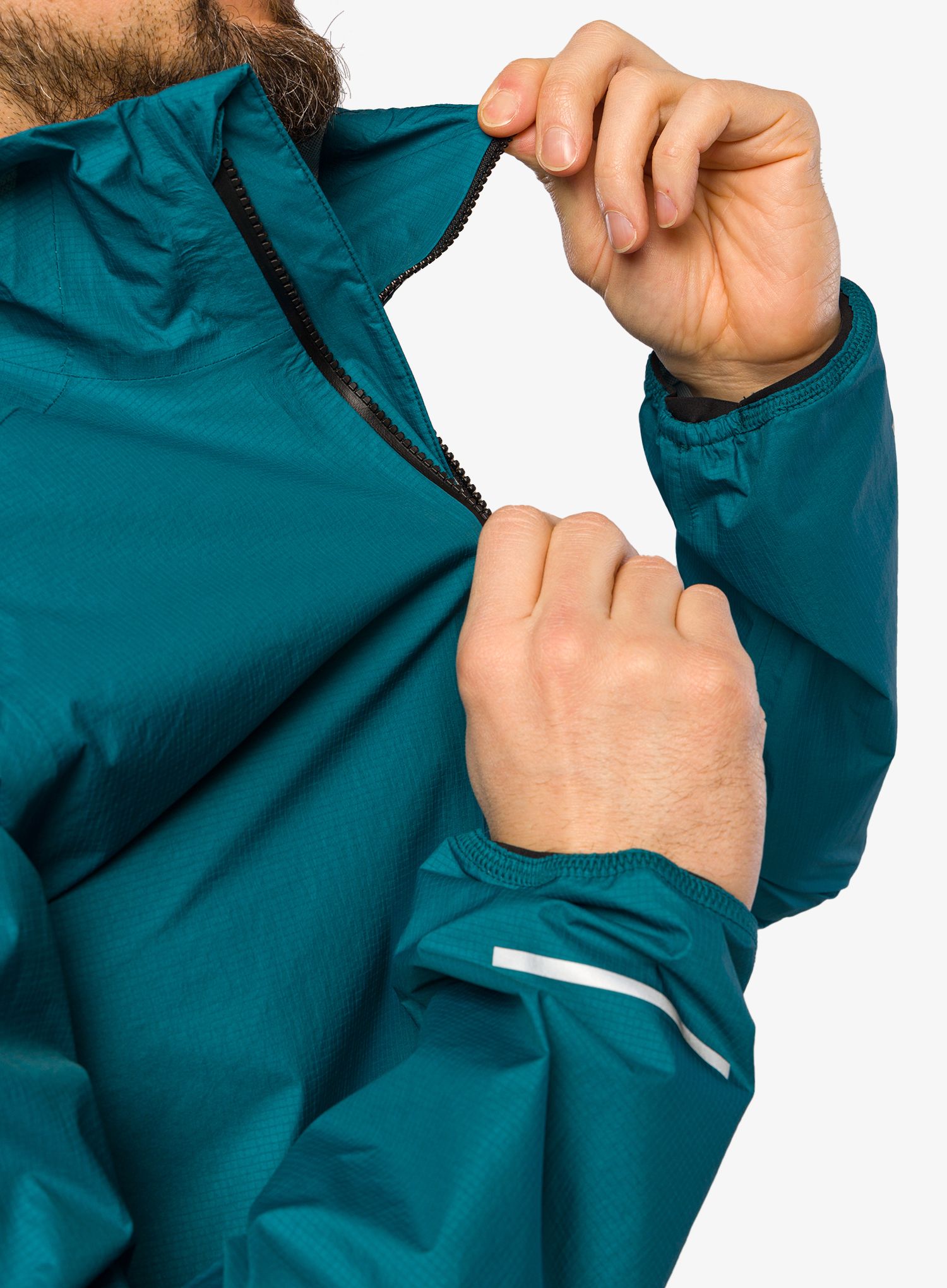 Bunda na běhání The North Face Higher Run Jacket - blue coral