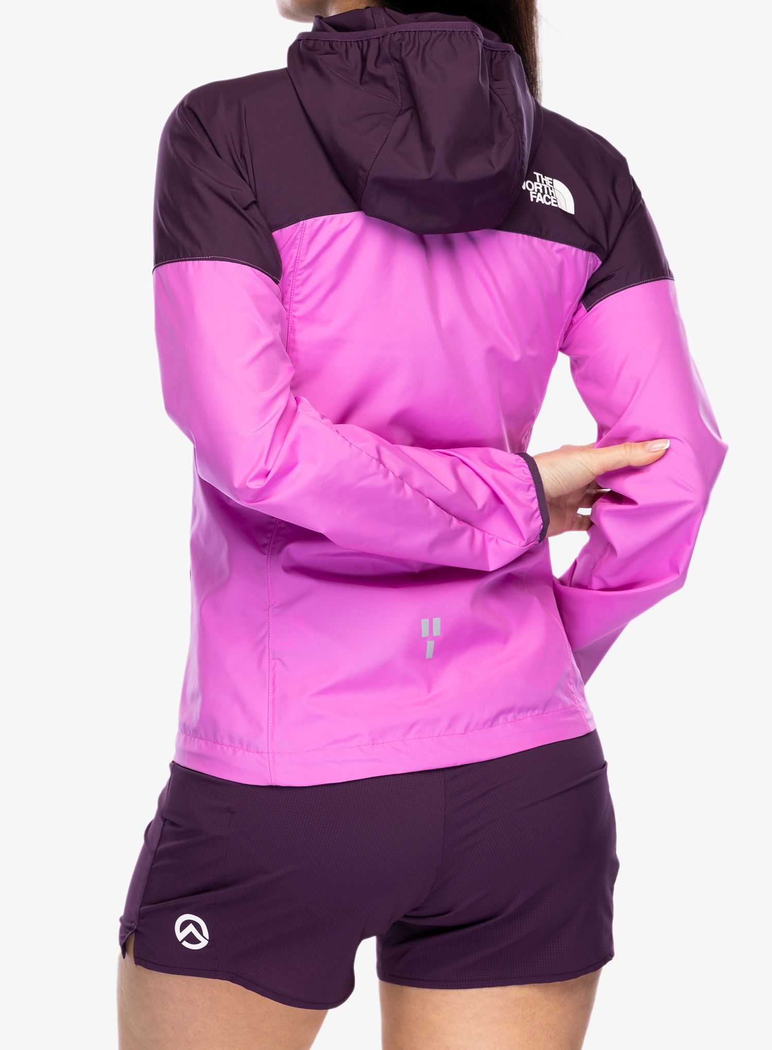 Bunda na běhání dámská The North Face Higher Run Wind Jacket - violet/currant