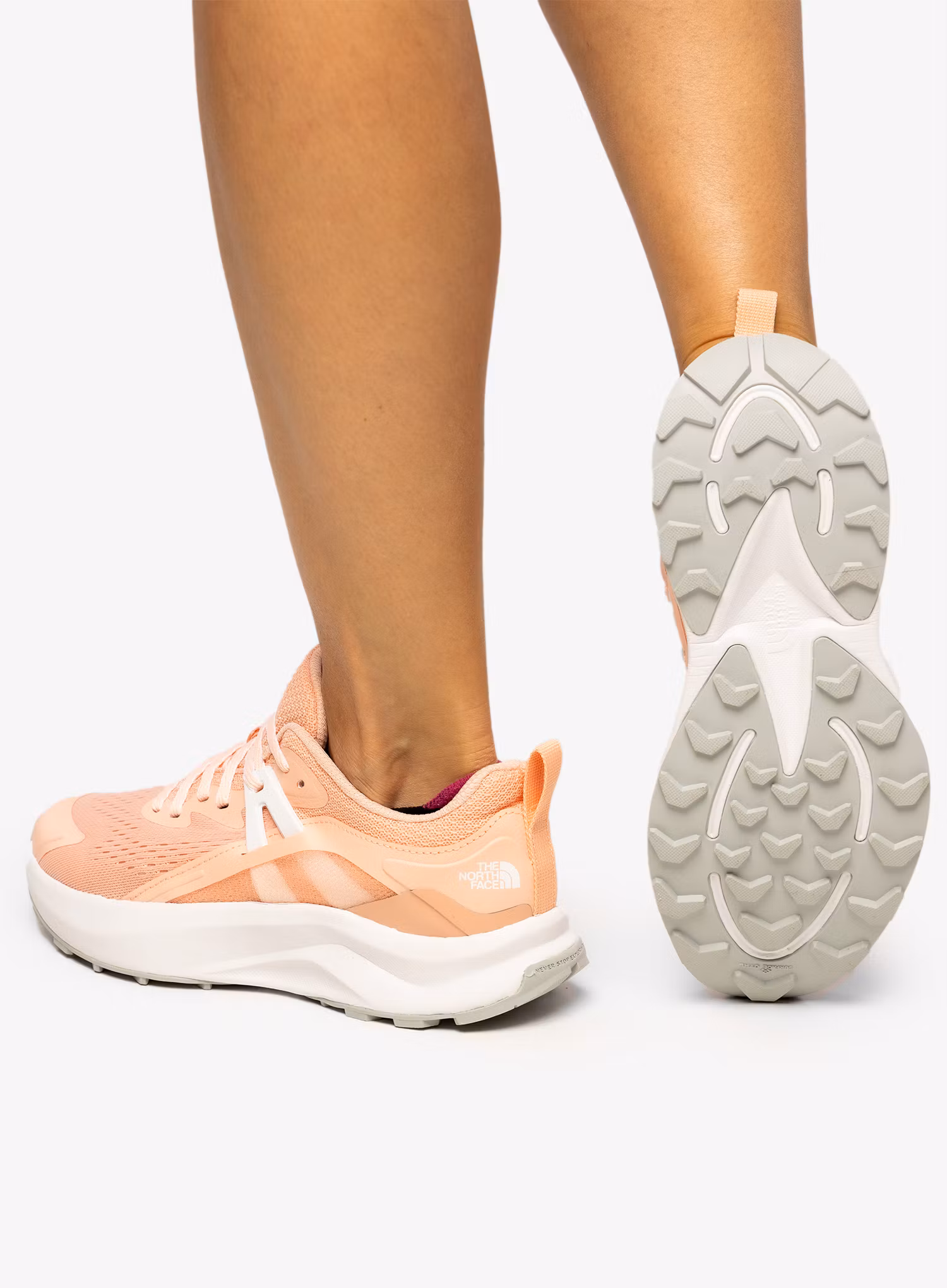 Nízké turistické boty dámské The North Face Hypnum - peach/white