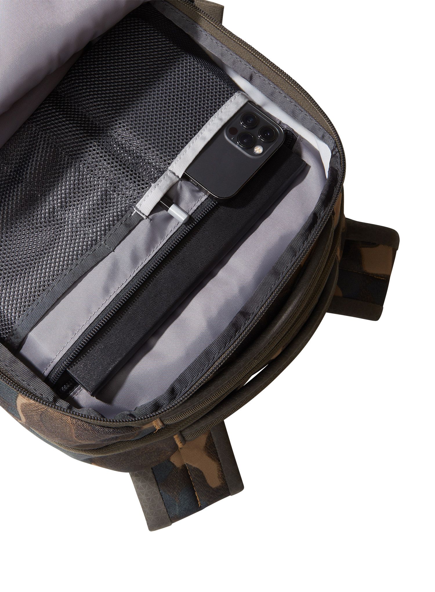 Batoh na notebook The North Face Jester - brown camo