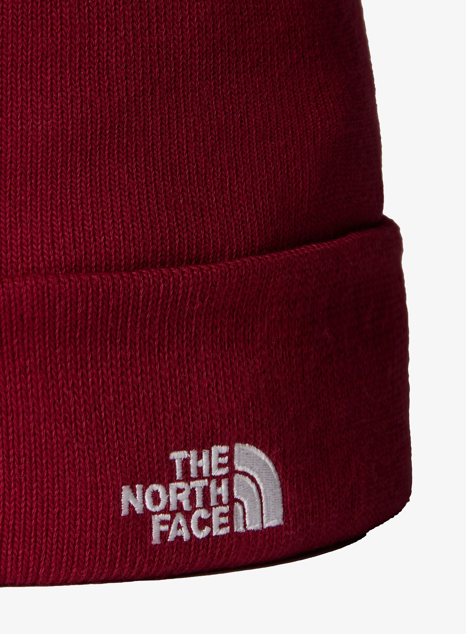 Zimní čepice The North Face Norm Shallow Beanie - beetroot