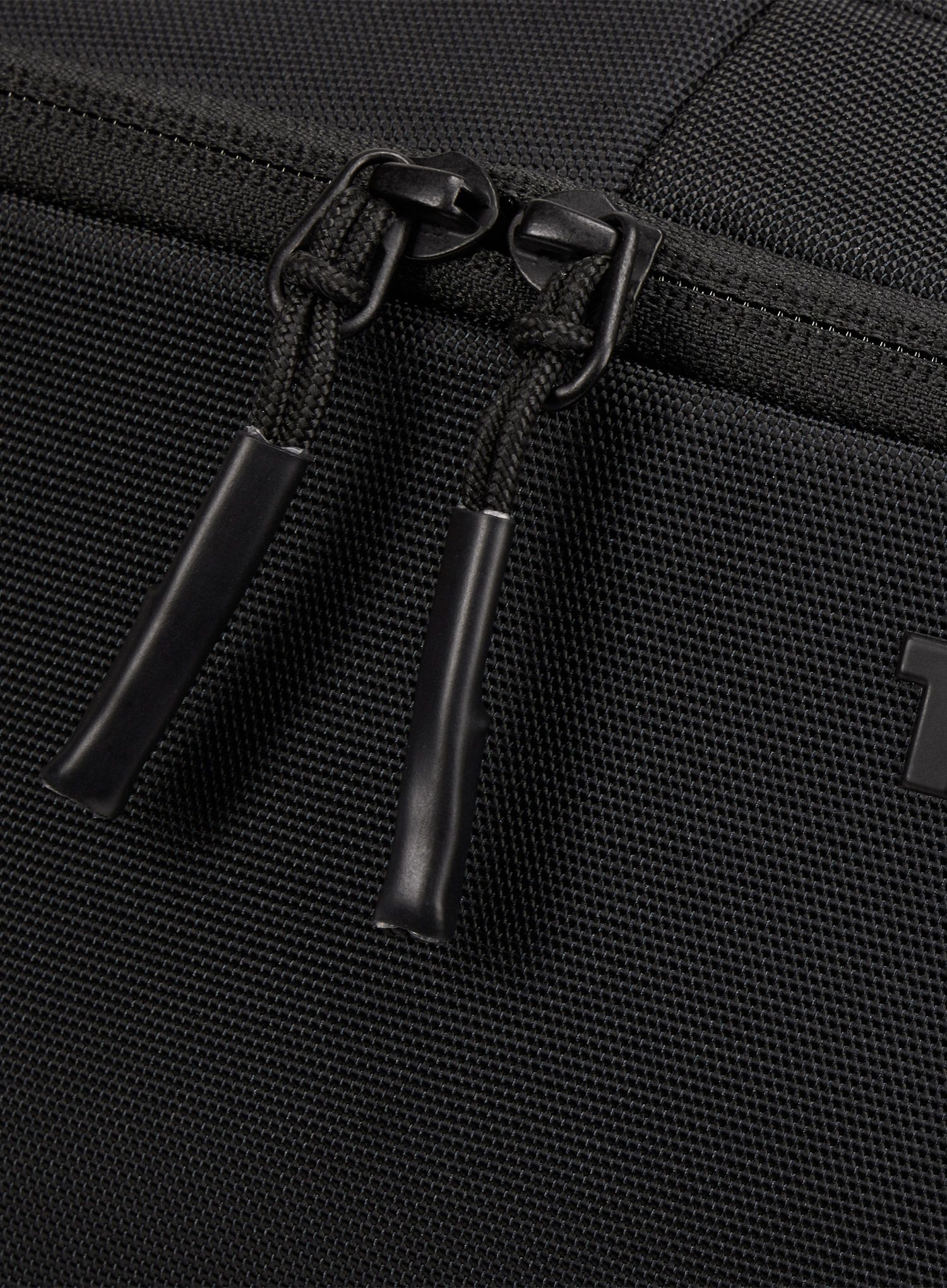 Kosmetická taštička Thule Subterra 2 Toiletry Bag - black