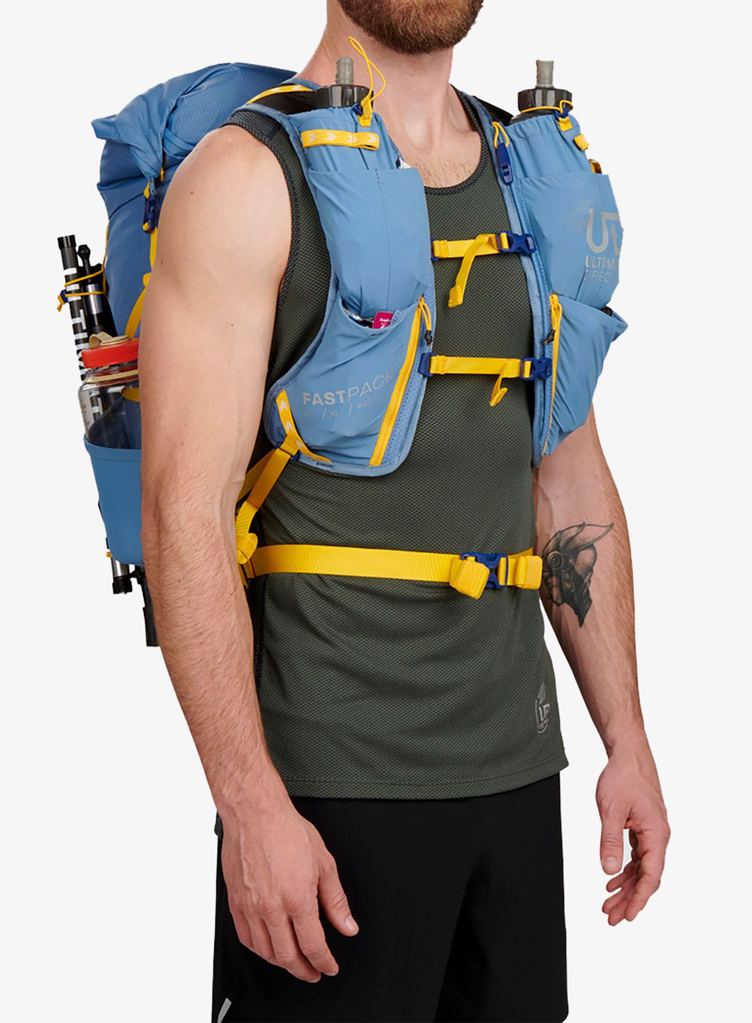 Sportovní batoh Ultimate Direction Fastpack 30 - fog
