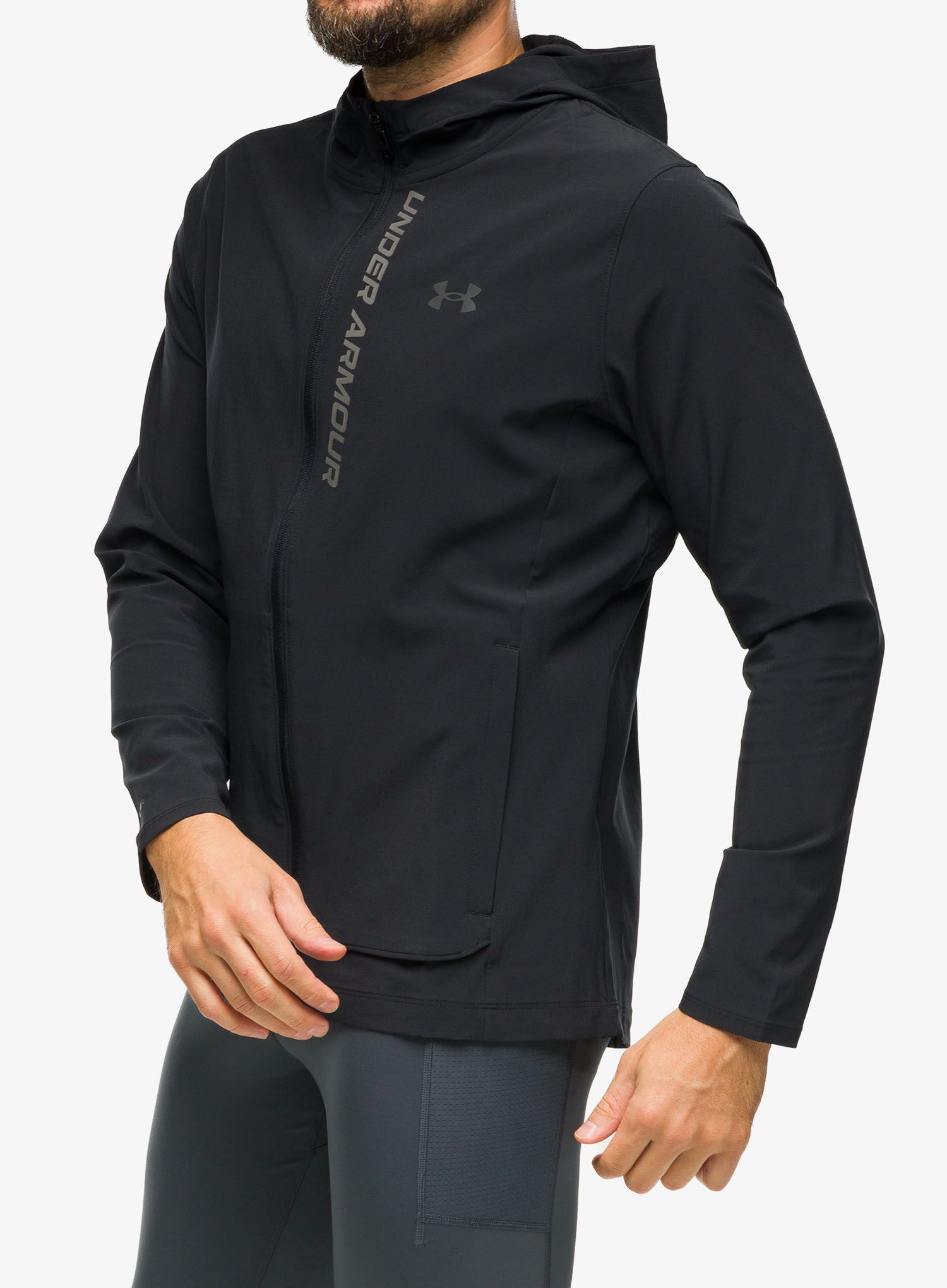 Bunda na běhání Under Armour OutRun The Storm Jacket - black/jet gray/reflective
