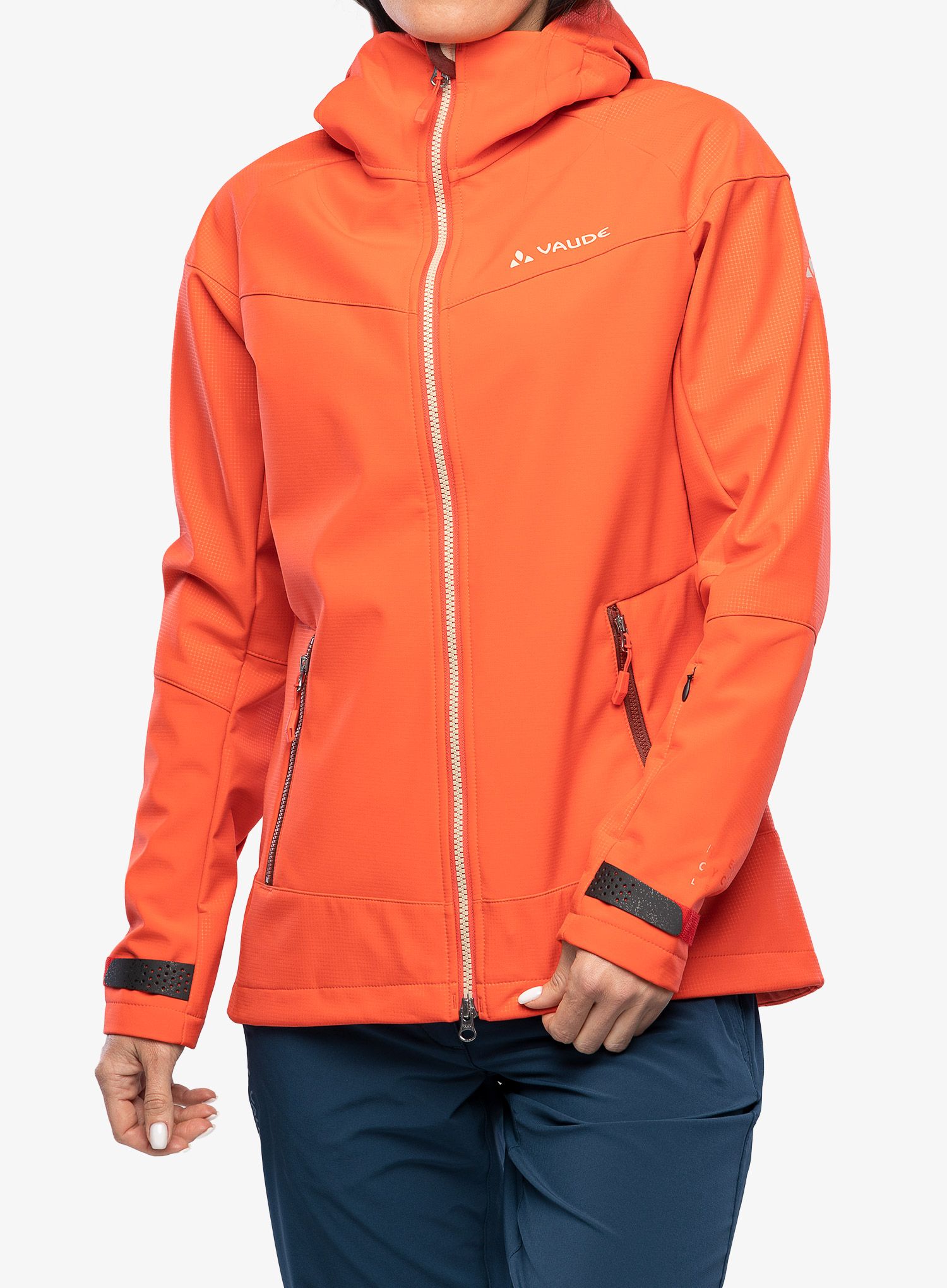 Dámská bunda Vaude All Year Elope Softshell Jacket - flame