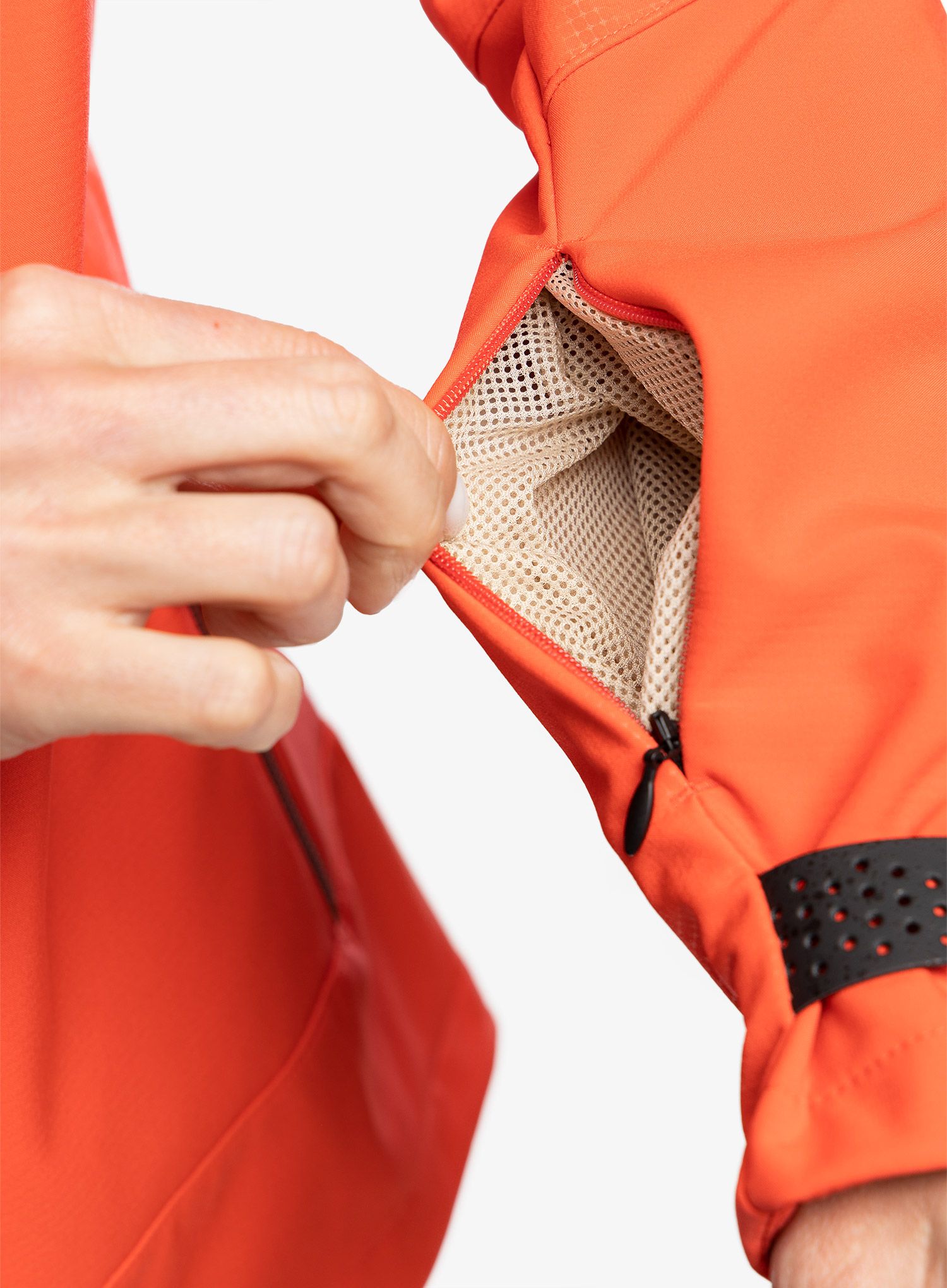 Dámská bunda Vaude All Year Elope Softshell Jacket - flame