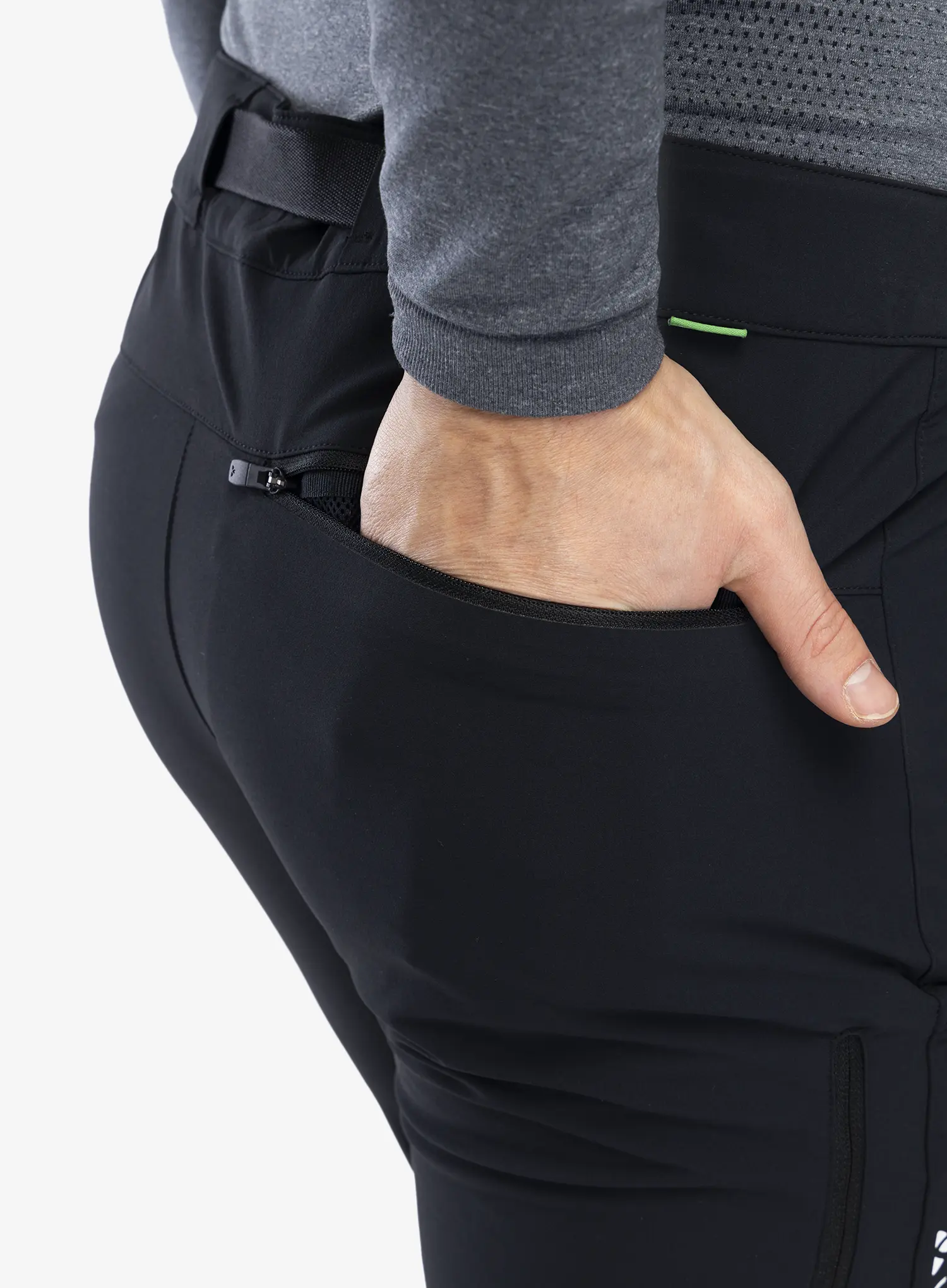 Softshell kalhoty Vaude Badile Pants II - black uni