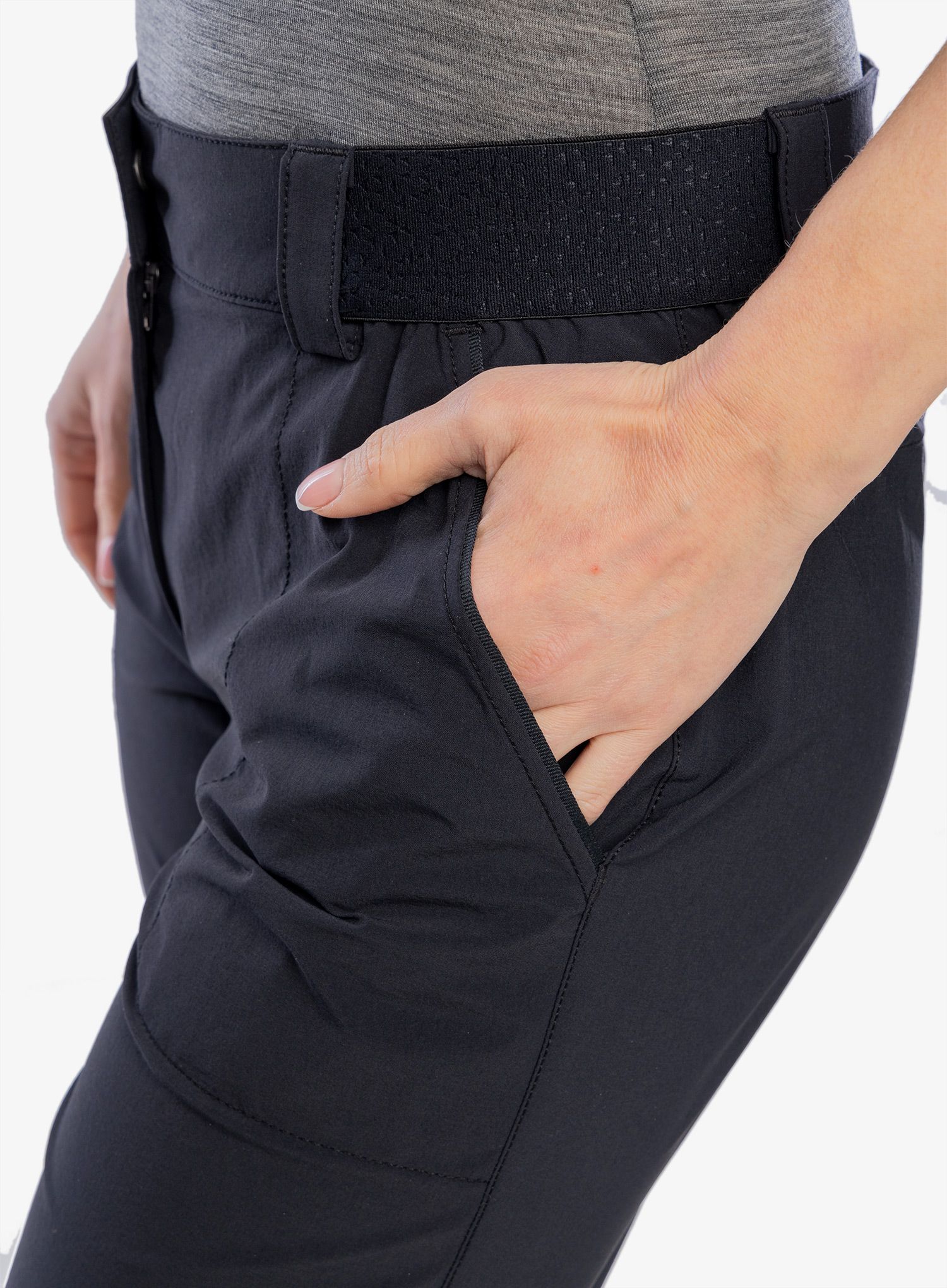 Turistické kraťasy dámské Vaude Farley Stretch Shorts II - black