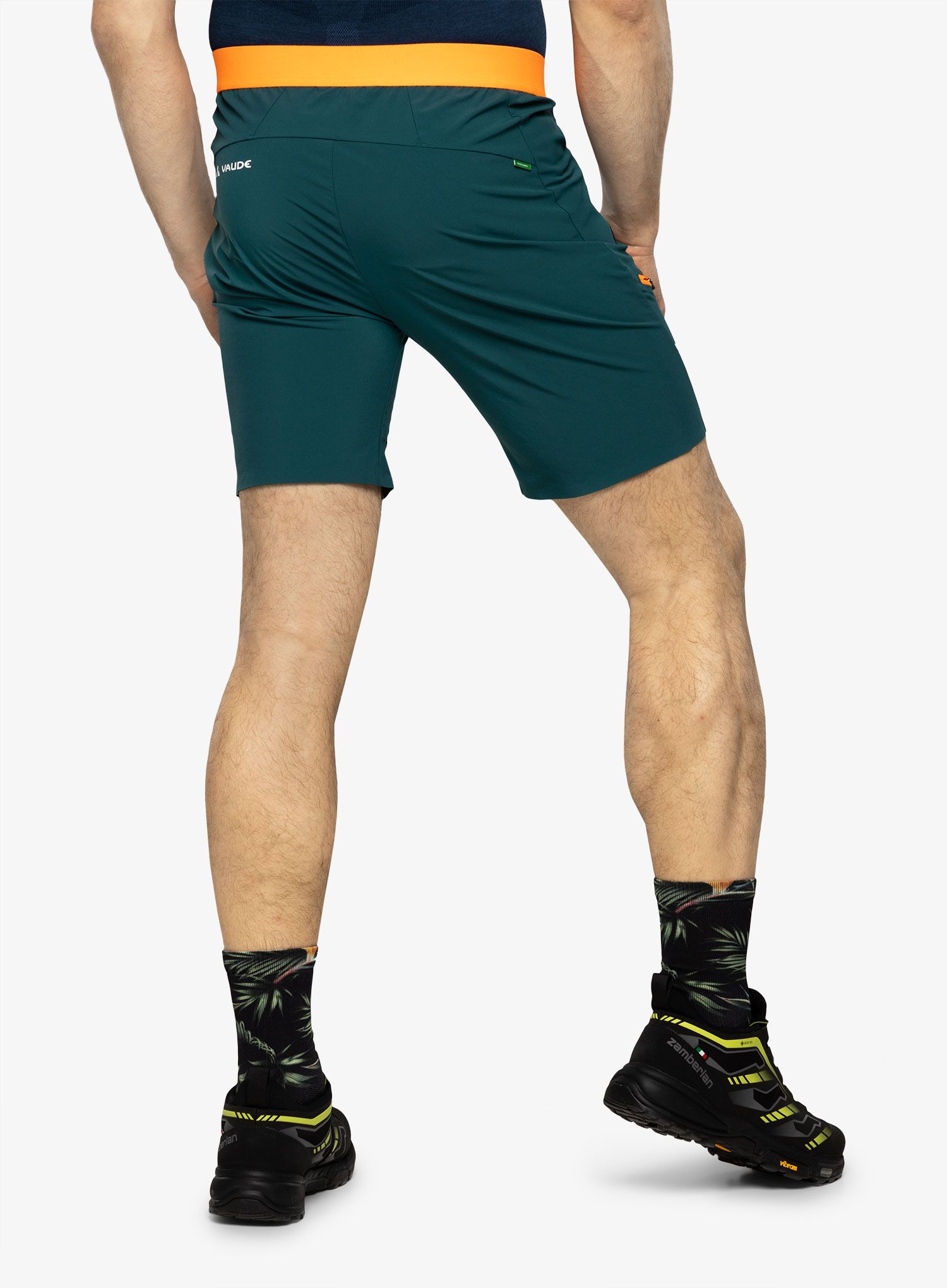 Outdoorové kraťasy Vaude Scopi LW Shorts II - mallard green