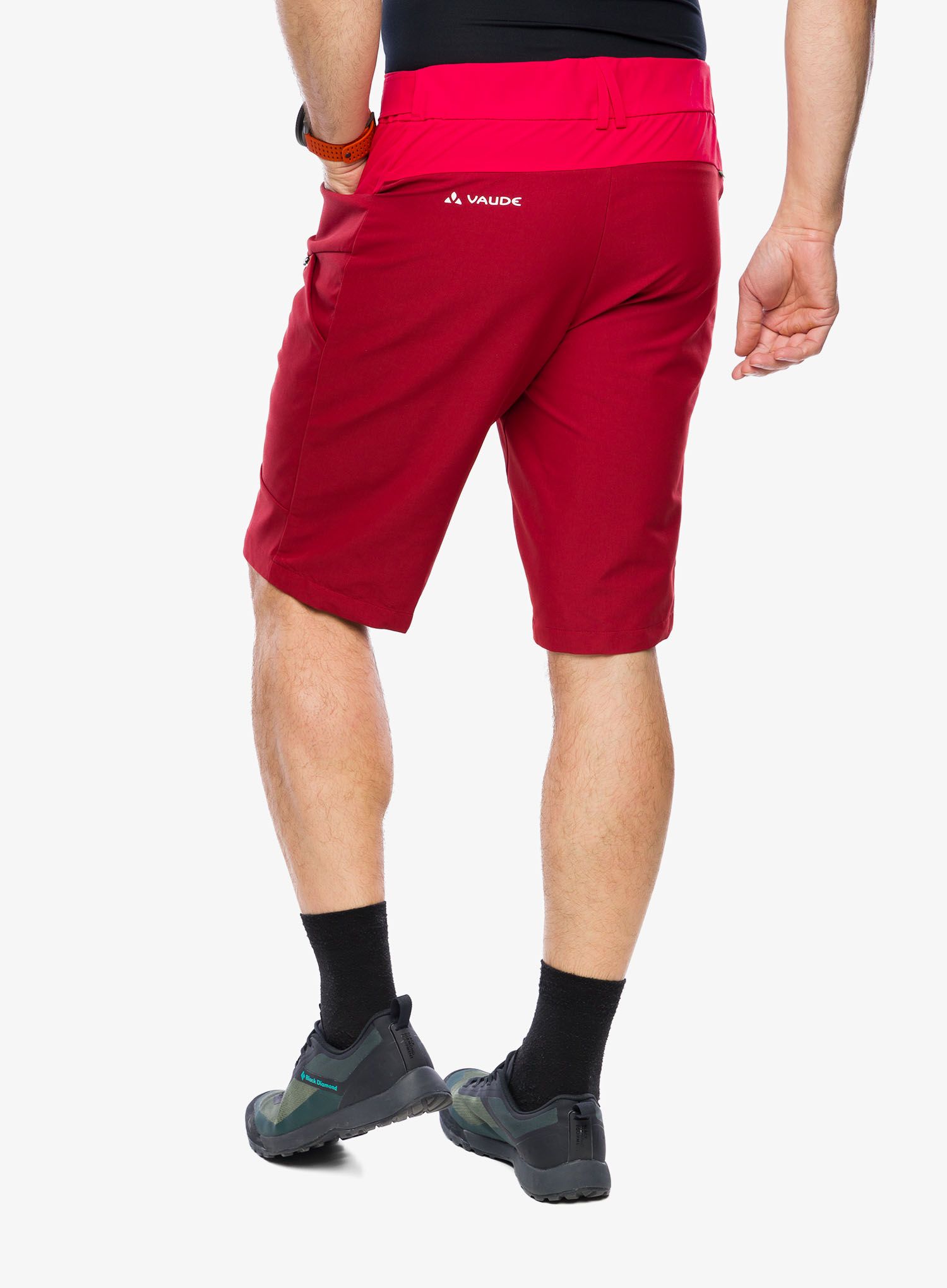 Outdoorové kraťasy Vaude Tekoa Shorts III - carmine
