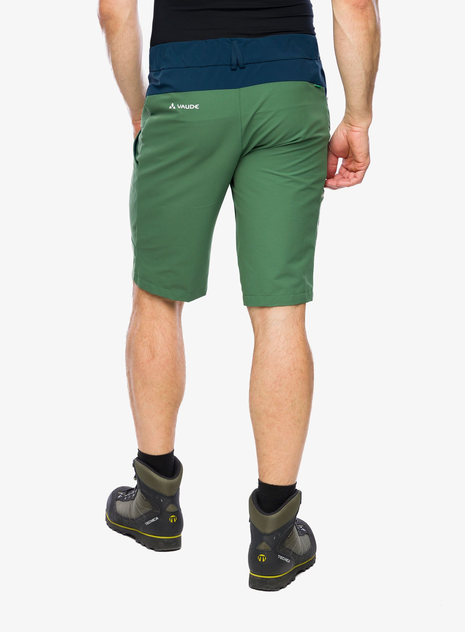 Outdoorové kraťasy Vaude Tekoa Shorts III - woodland/dark sea