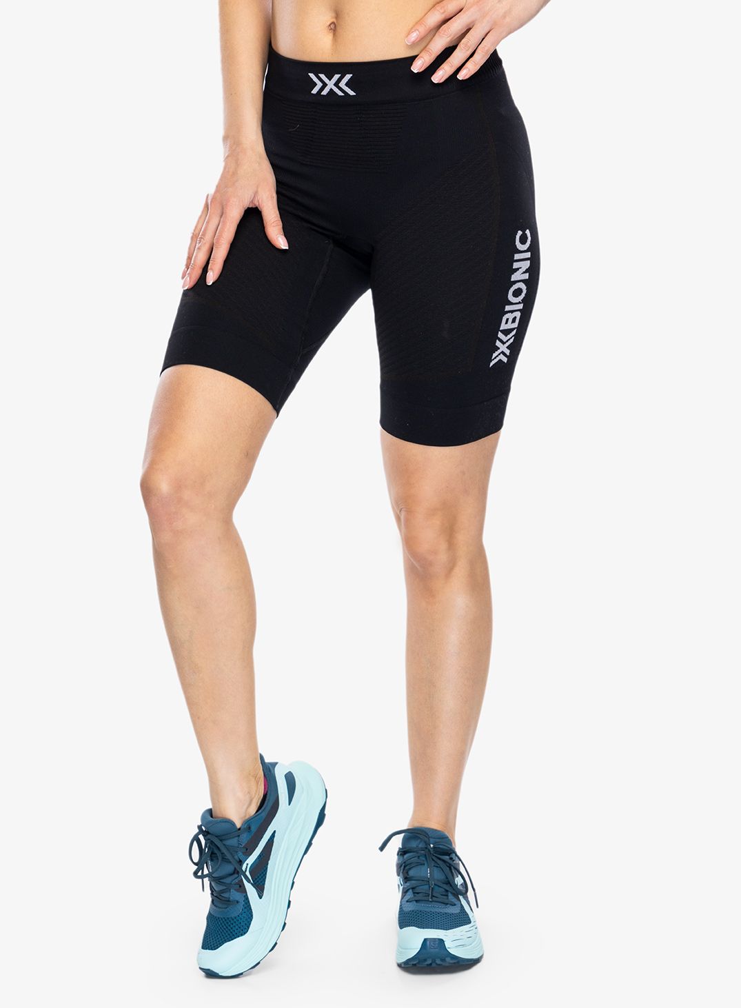 Kraťasy dámské X-Bionic Invent 4.0 Running Shorts - opal black/arctic white
