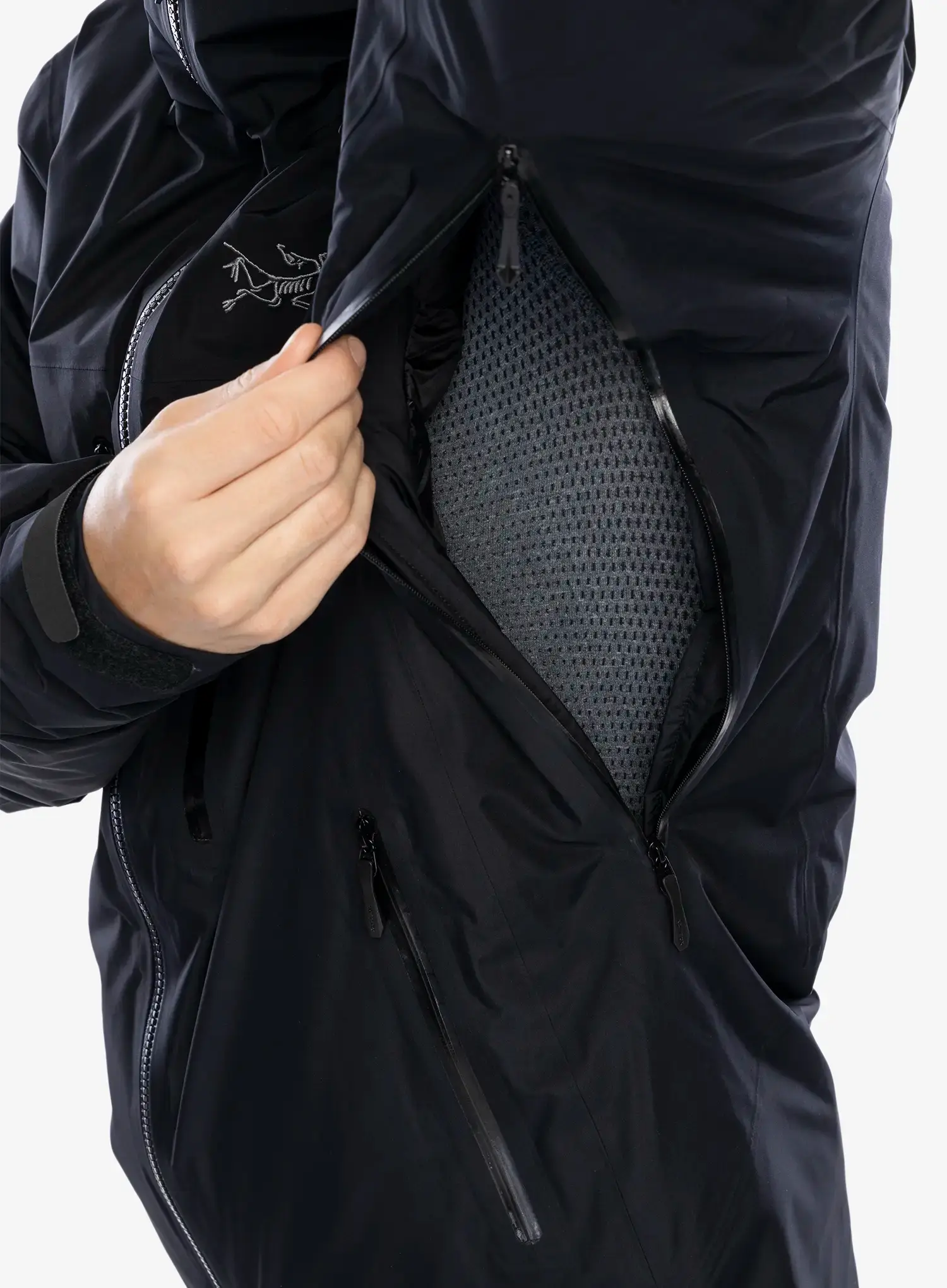 Péřová bunda Arcteryx Beta Down Insulated Jacket - black